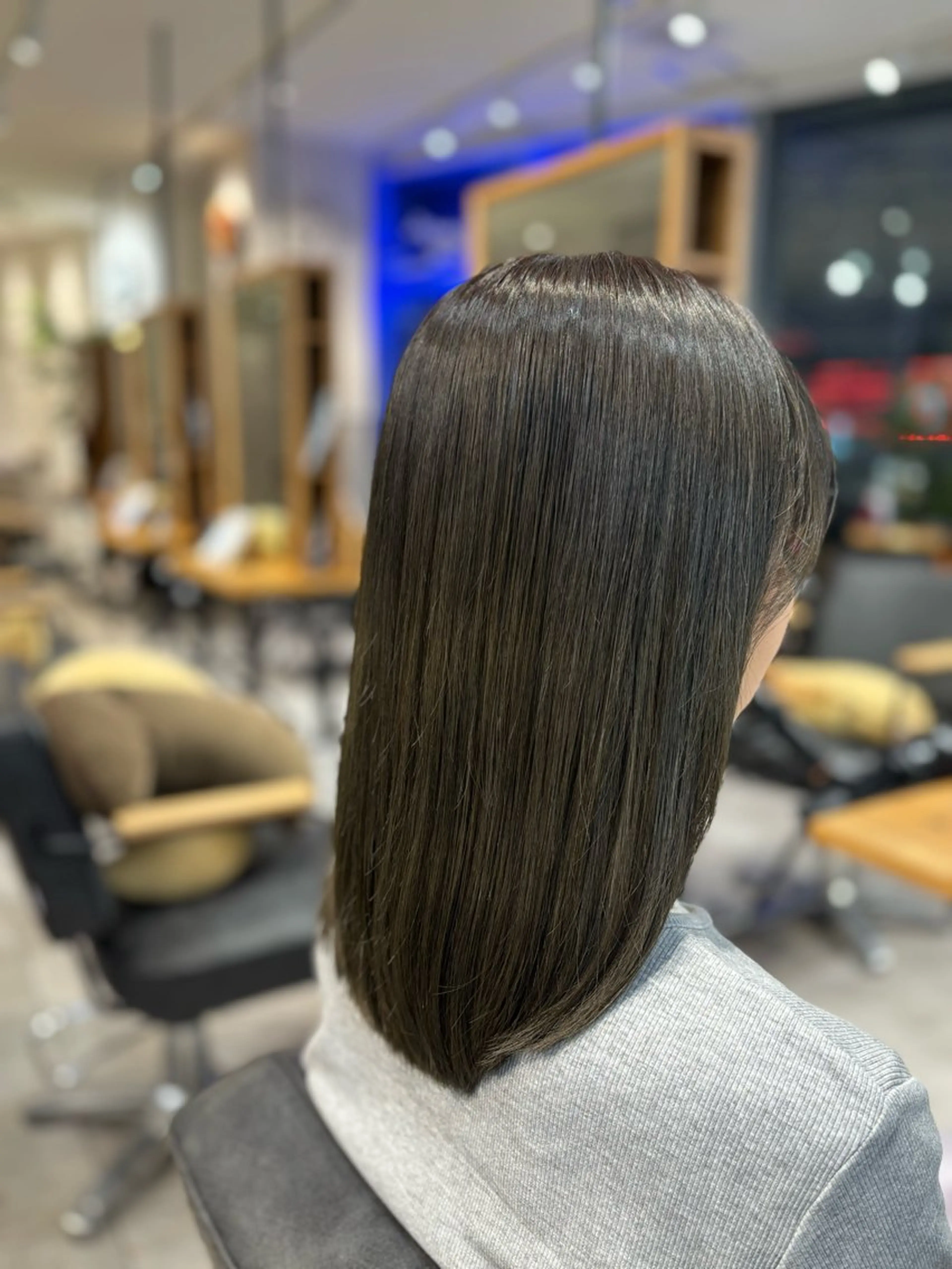 ロング カラー 杉本 瑠菜のヘアスタイル