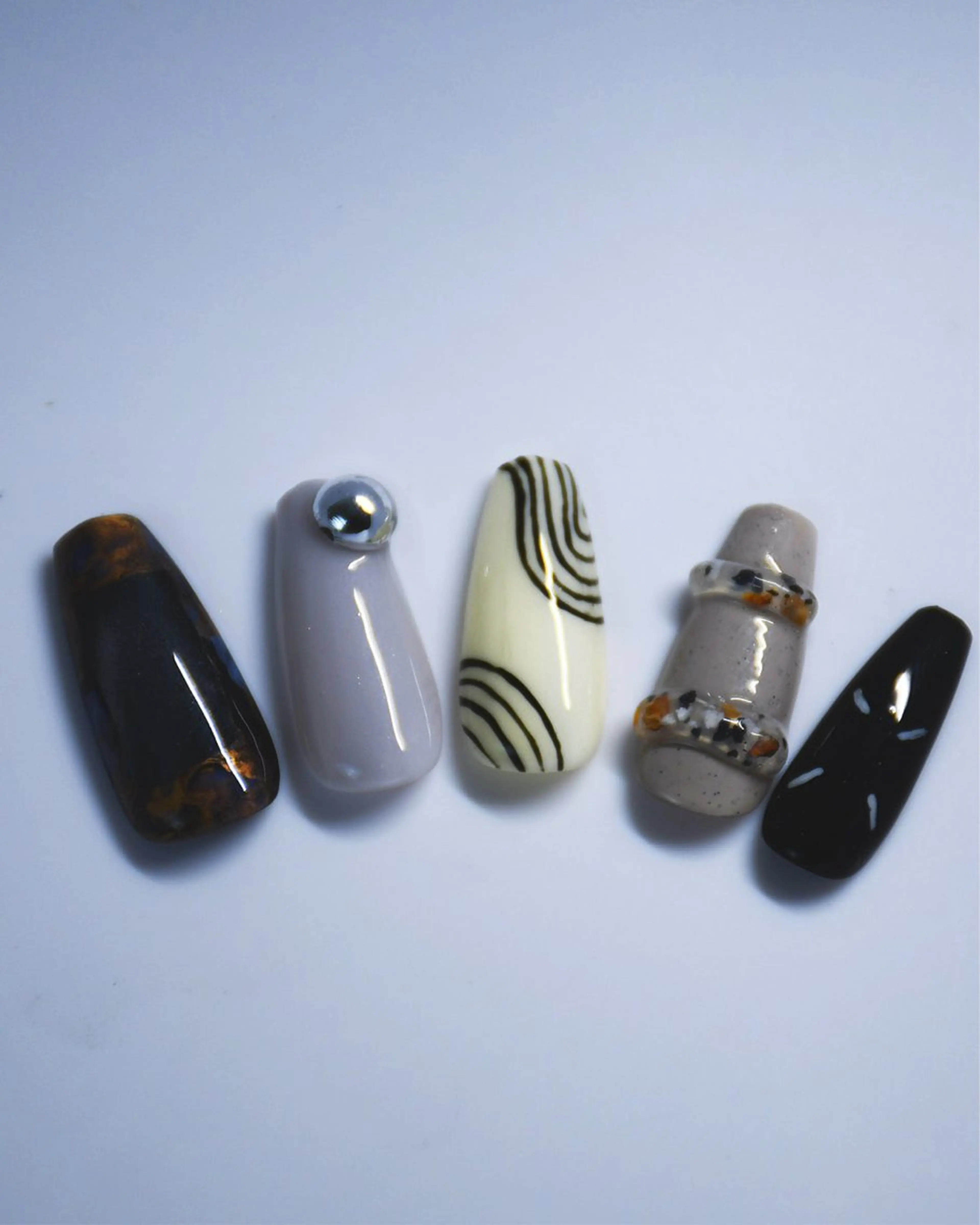 メンズ ネイル 学生（メンズ向け） ジェルネイル ネイルチップ 眉サロン 【とらんて】の眉毛・アイブロウイメージ