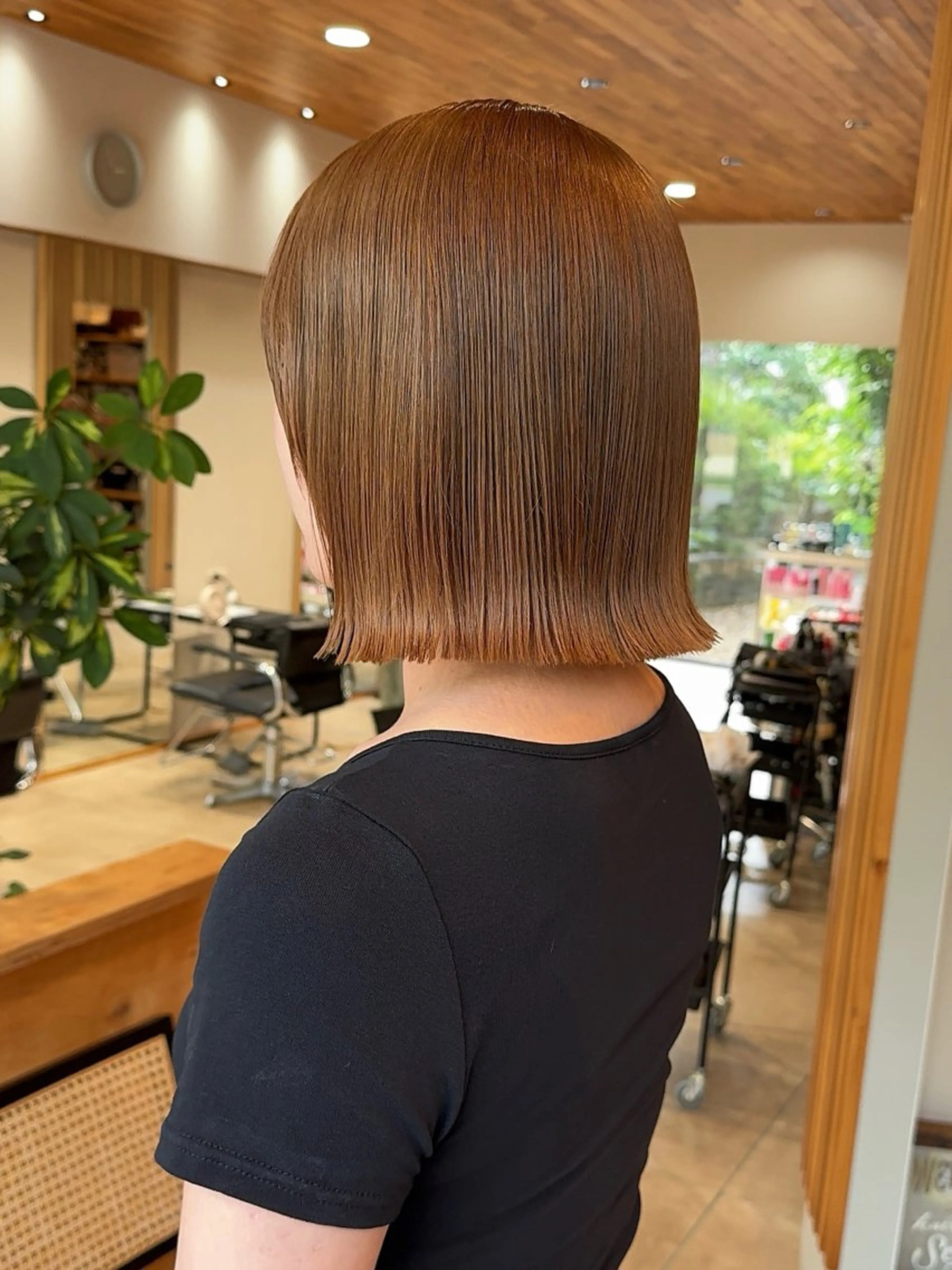 ショート 久屋大通/ 切りっぱなしボブのヘアスタイル