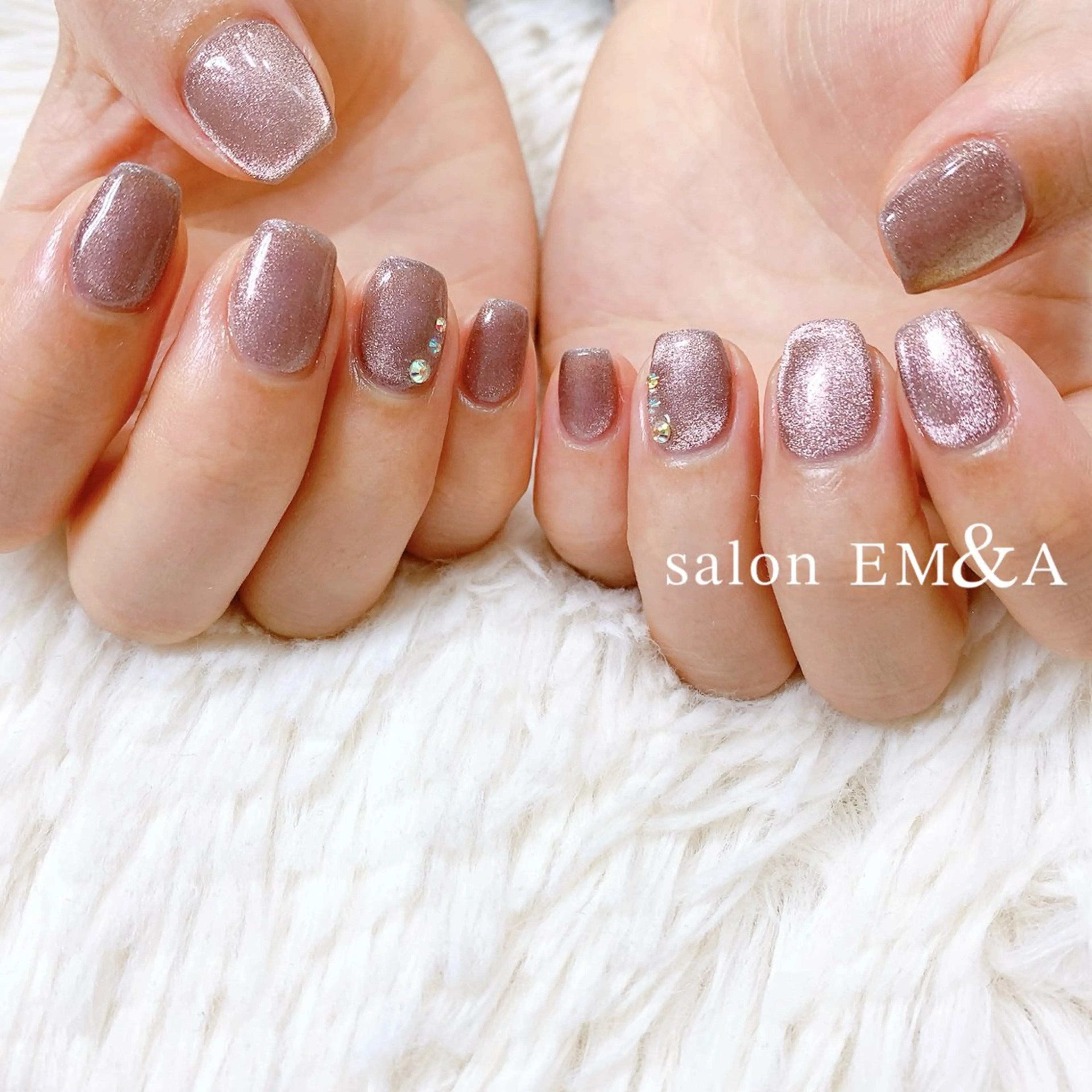 ネイル マグネットネイル salon EM&A emiのネイルデザイン