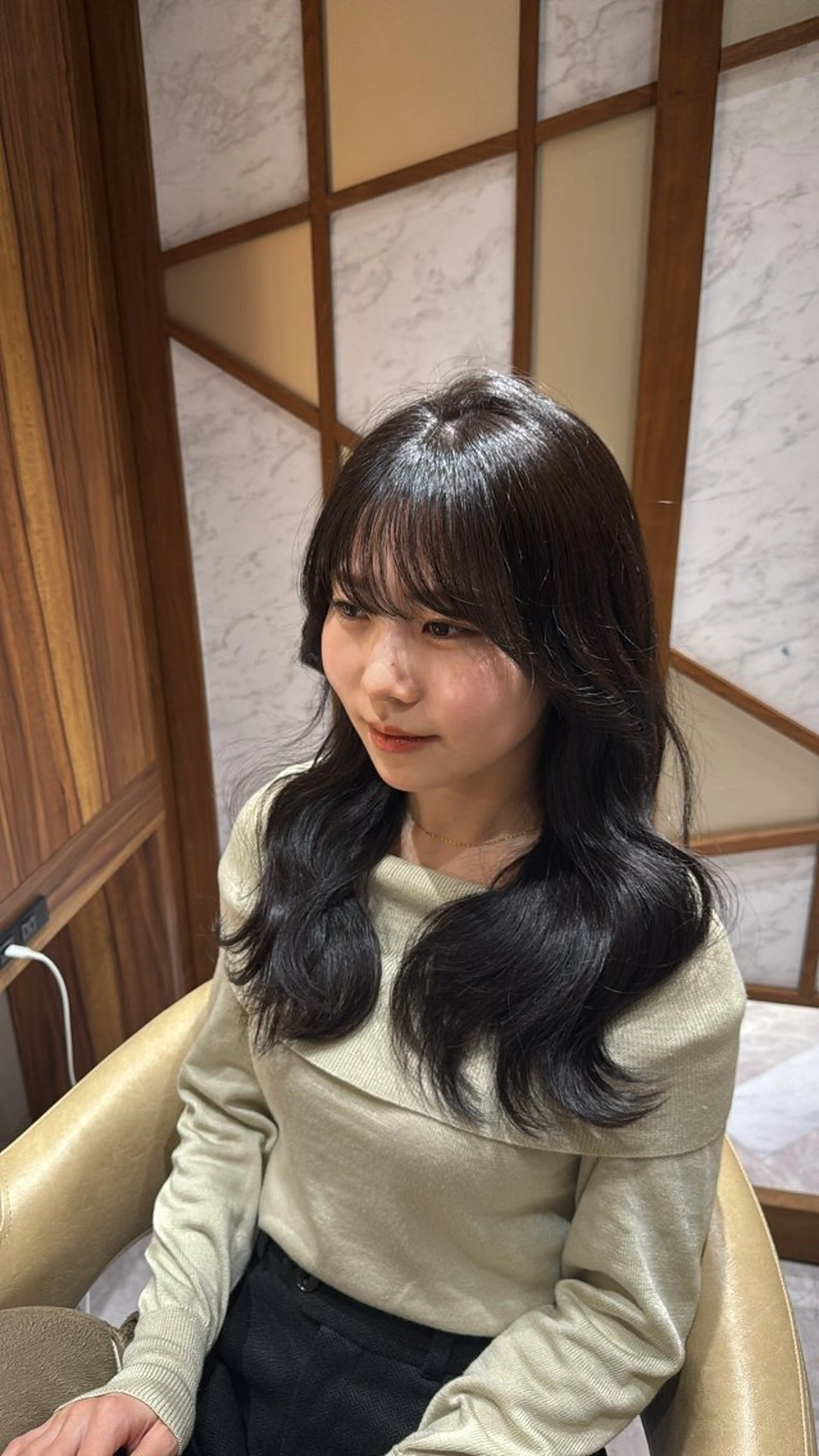 セミロング bloom296 富里所属・🫧透明感カラー🫧 ロン毛美容師のヘアスタイル