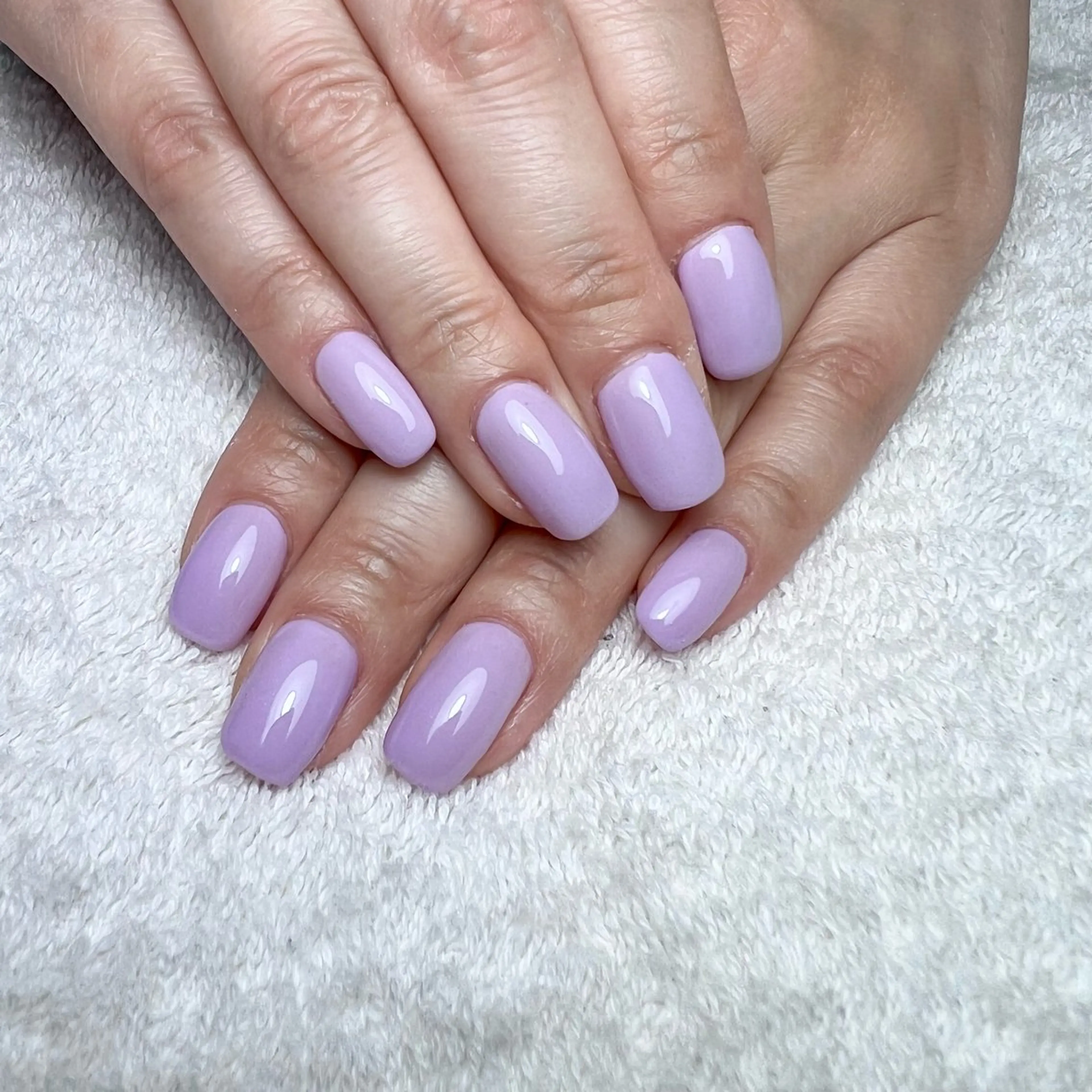 ネイル ワンカラーネイル パステルネイル シンプルネイル ハンドネイル COCO+所属・COCO +のエステ・リラクイメージ