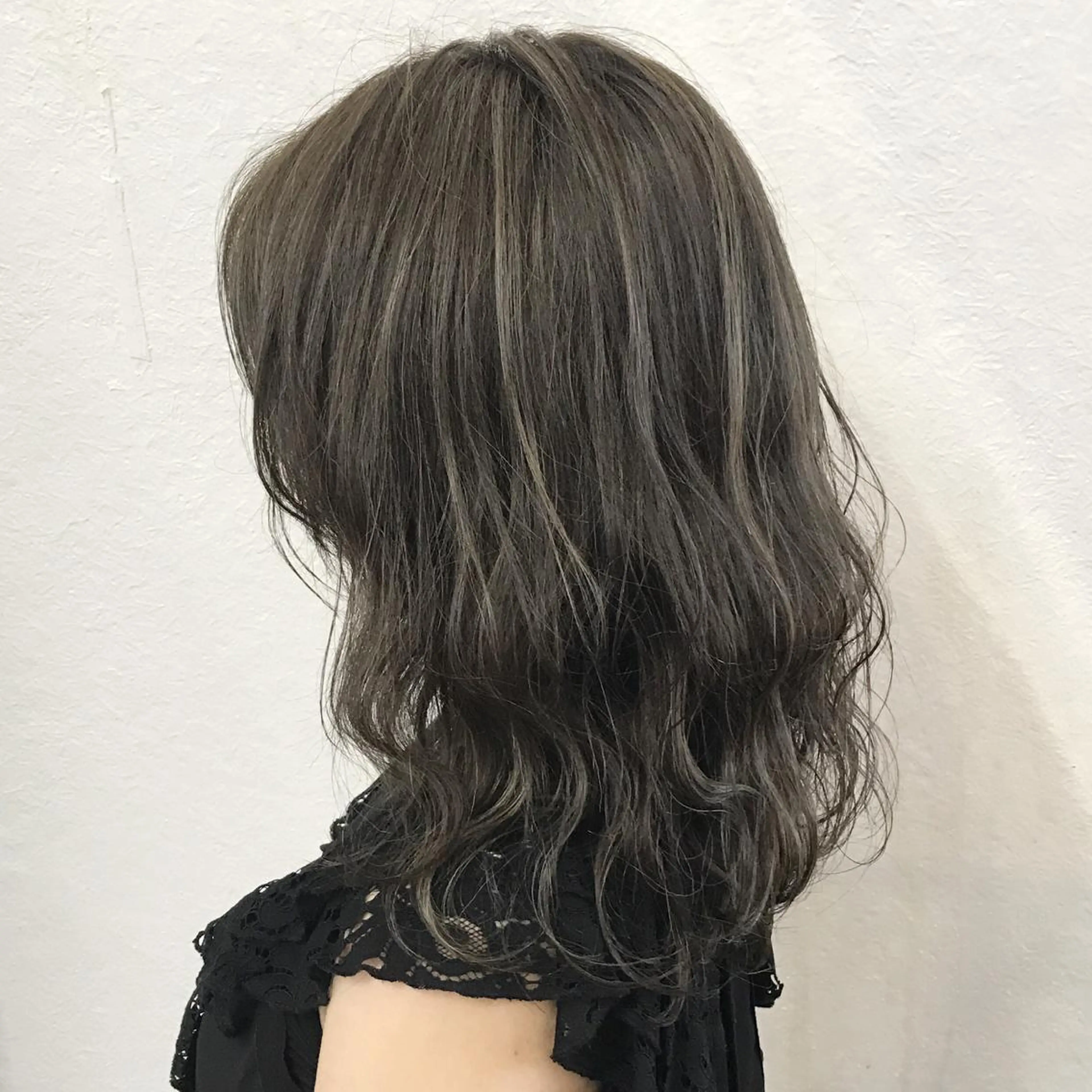 カラー アッシュ ハイライトカラー サロウィン所属・K-POP好き美容師 🇰🇷Kai.Yのヘアスタイル