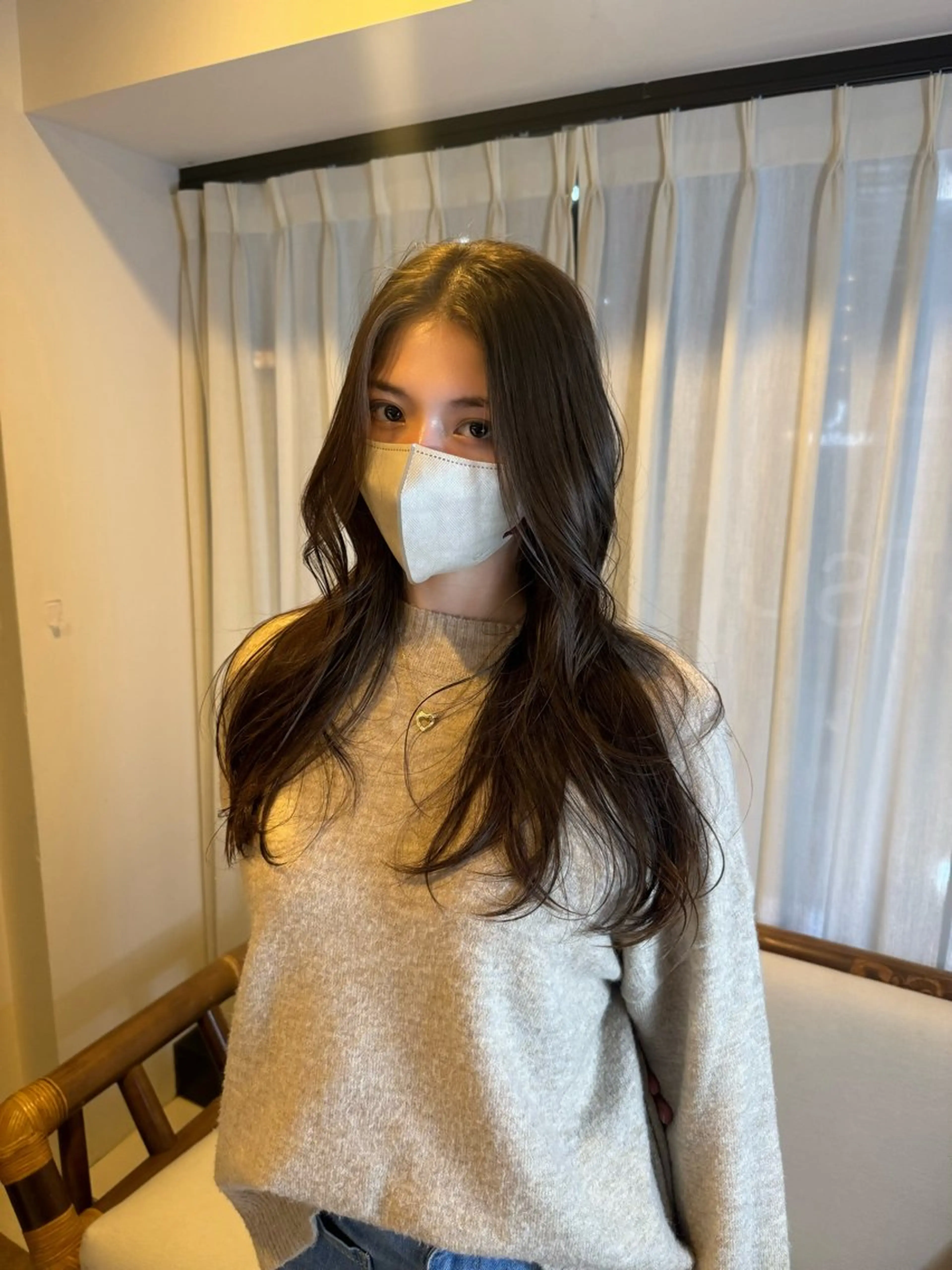 ロング カラー ロングレイヤー アッシュ ベージュカラー 外国人風カラー レイヤーカット カット Bonheur銀座 /前田 栞九郎のヘアスタイル