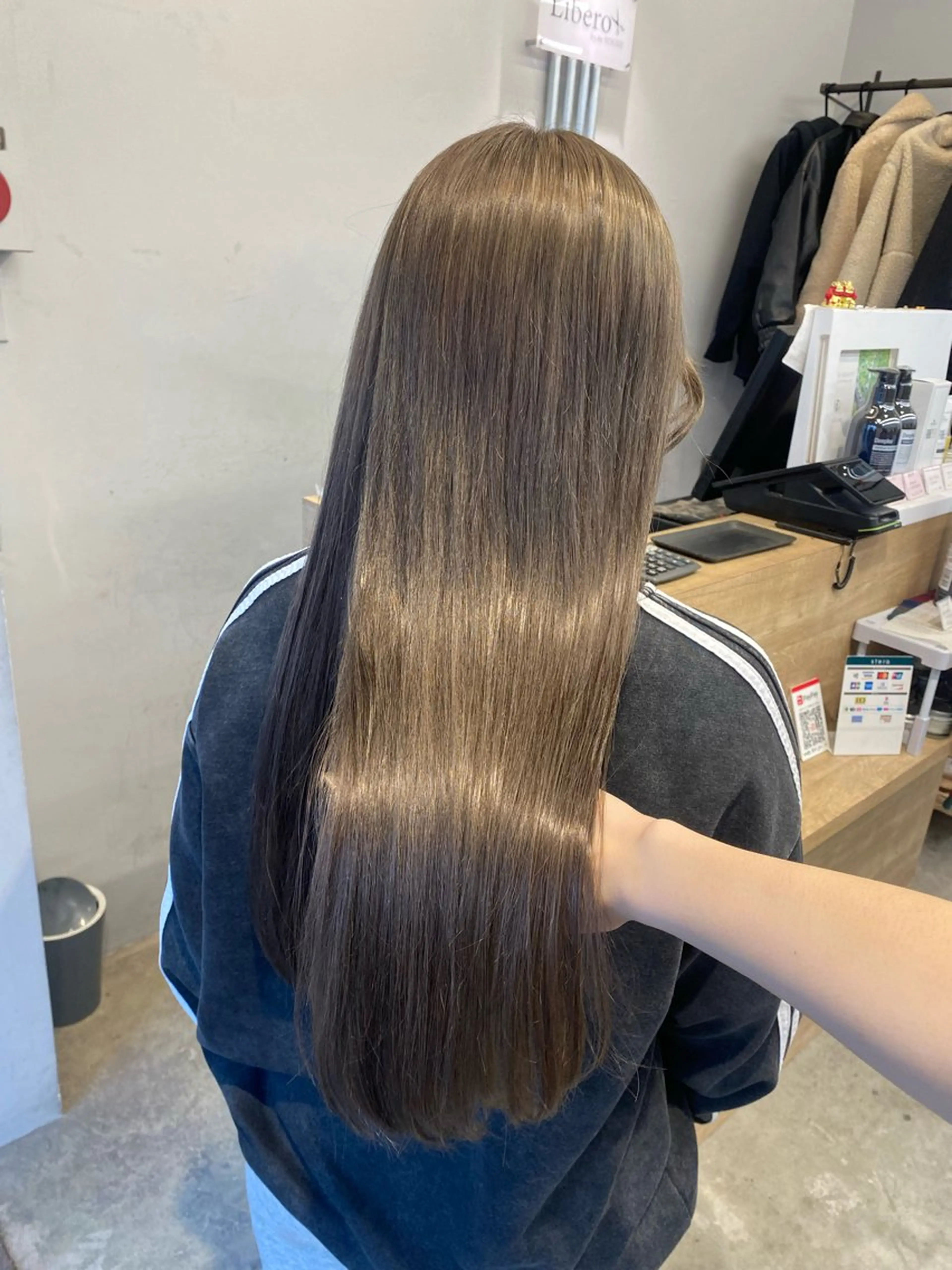 セミロング カラー 🐾Libero🐾 柏　KONOMIのヘアスタイル