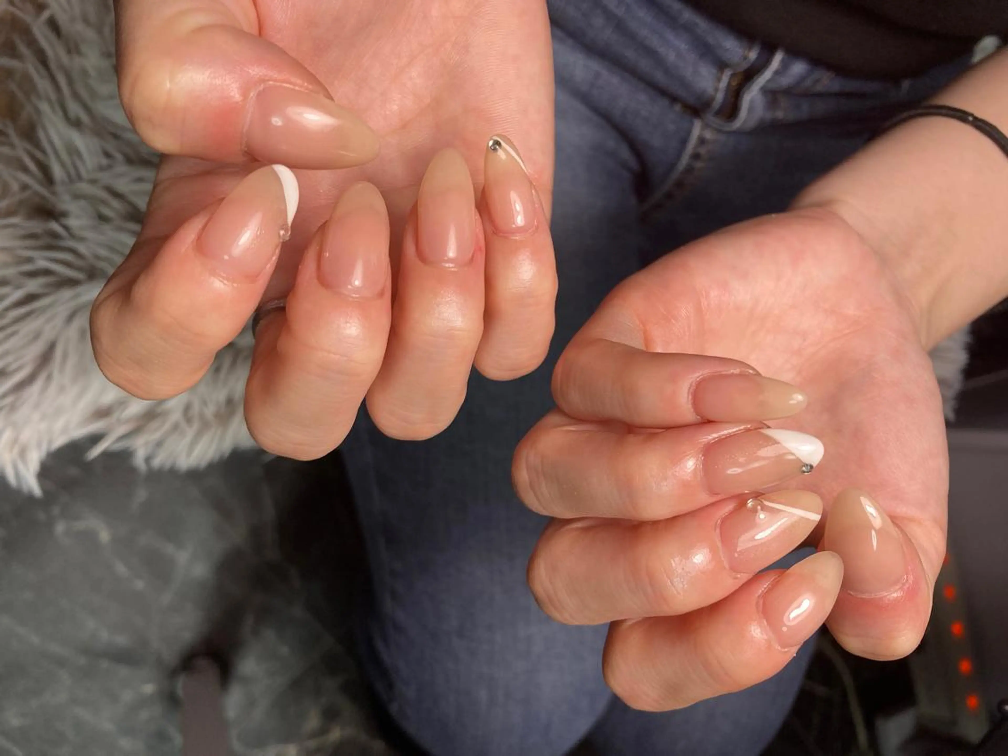 ミディアム ネイル ハンドネイル フットネイル ✴︎ Delightのネイルデザイン