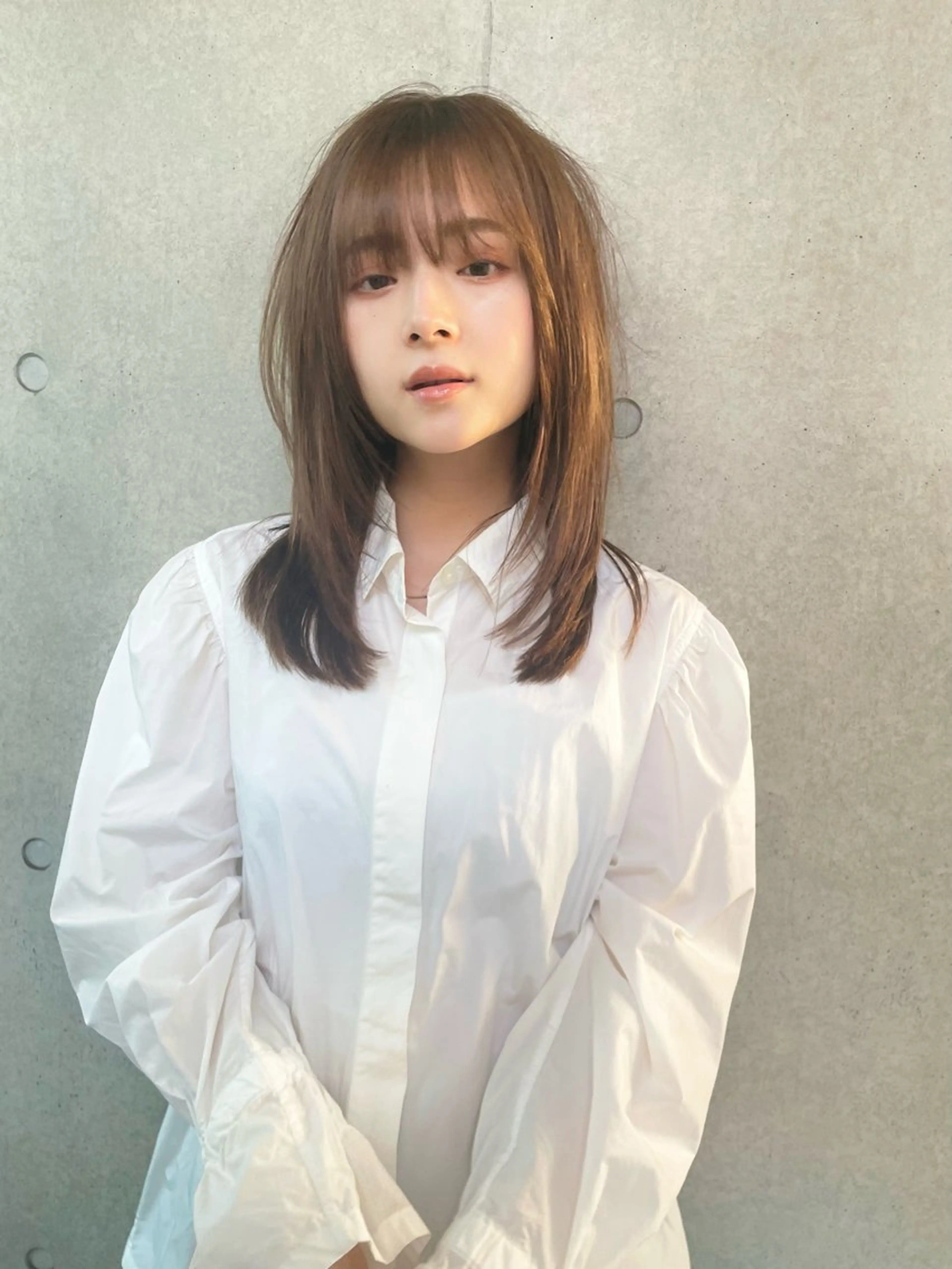 ミディアム レイヤーカット カット ヘアカラー トリートメント KURO/韓国ヘア /レイヤーカットのヘアスタイル