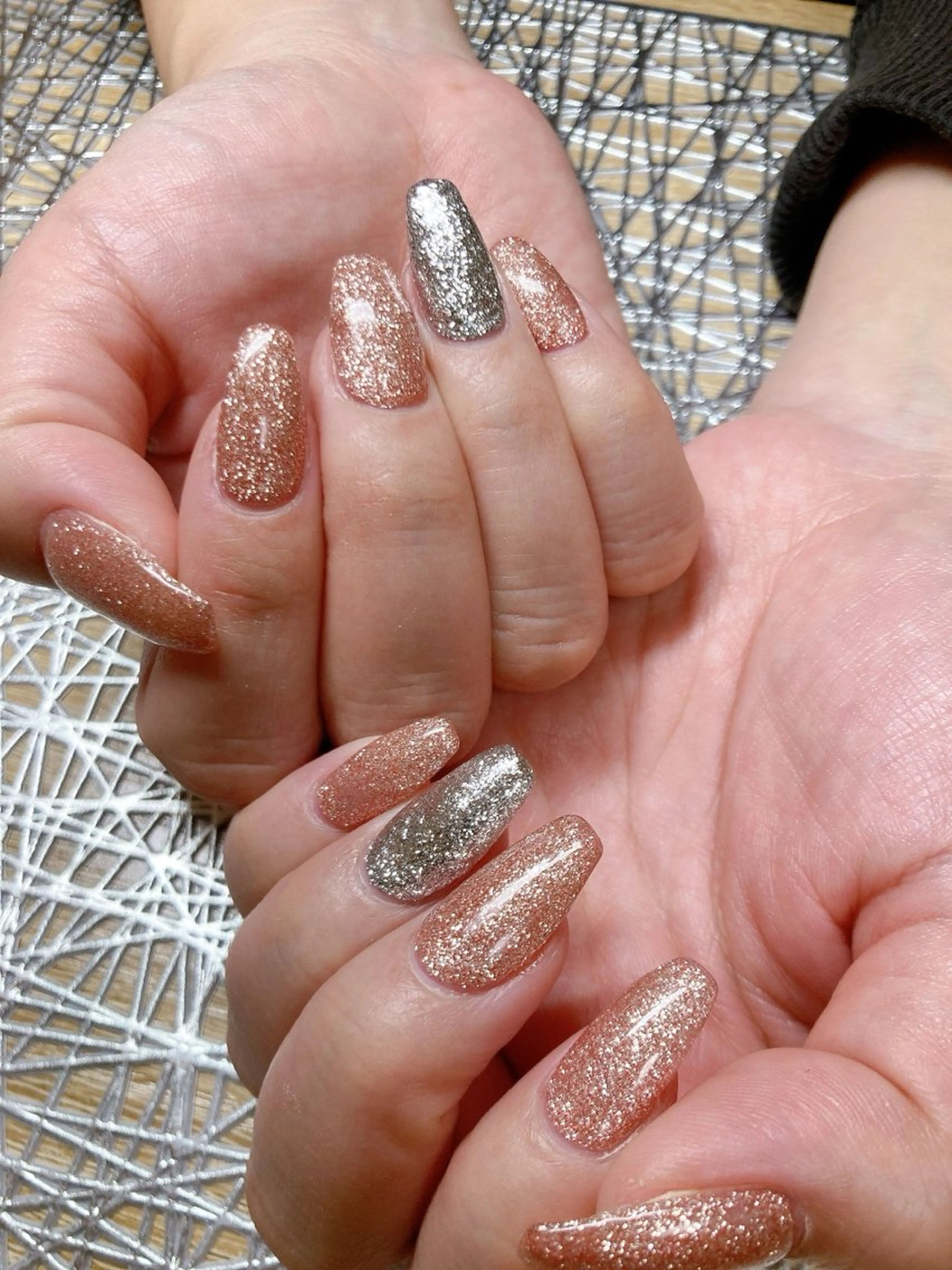 ネイル ECLAT エクラ所属・寺山 千鶴のネイルデザイン