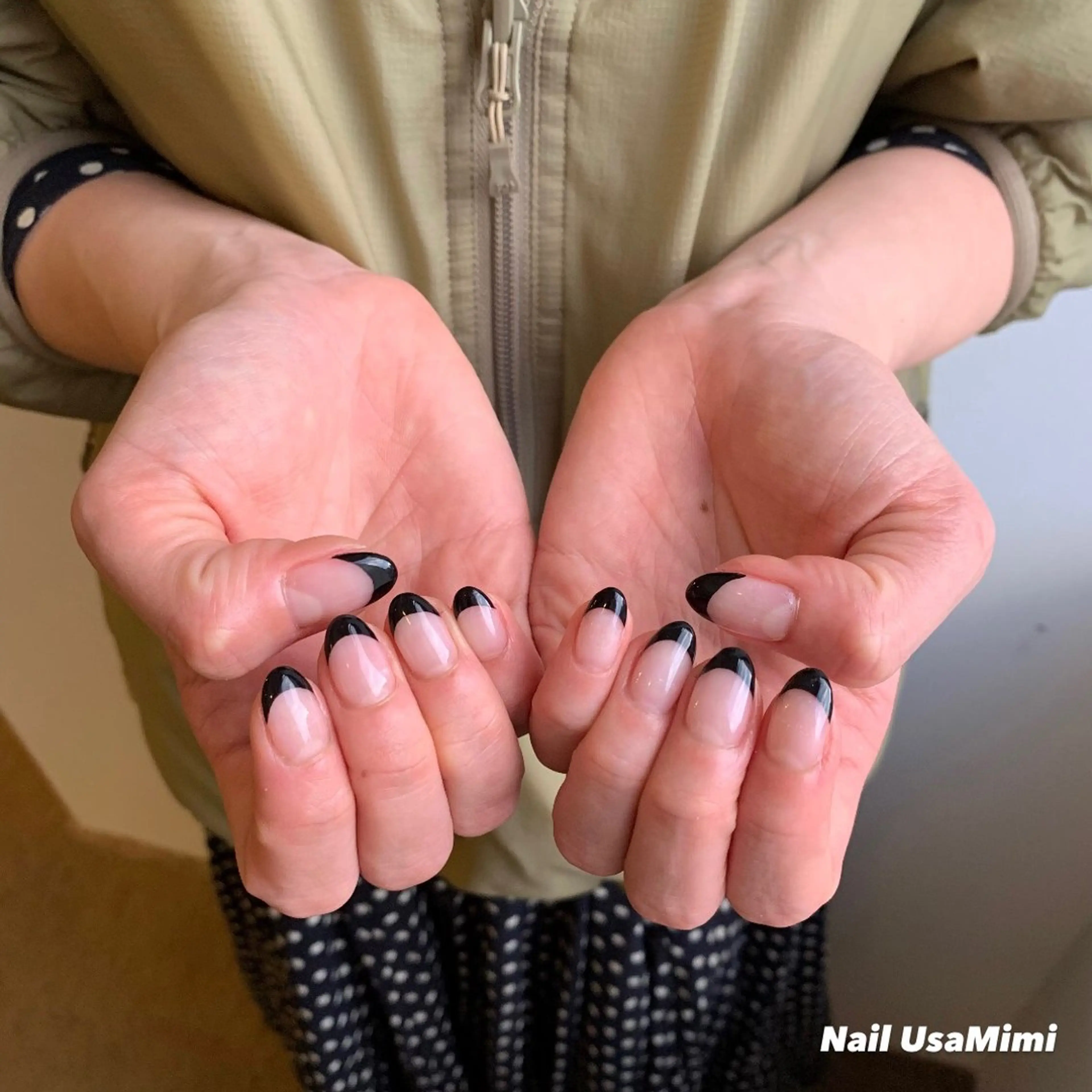 ネイル フレンチネイル ジェルネイル マグネットネイル 持ち込み ワンカラーネイル 本町ネイルNail UsaMimiのネイルデザイン