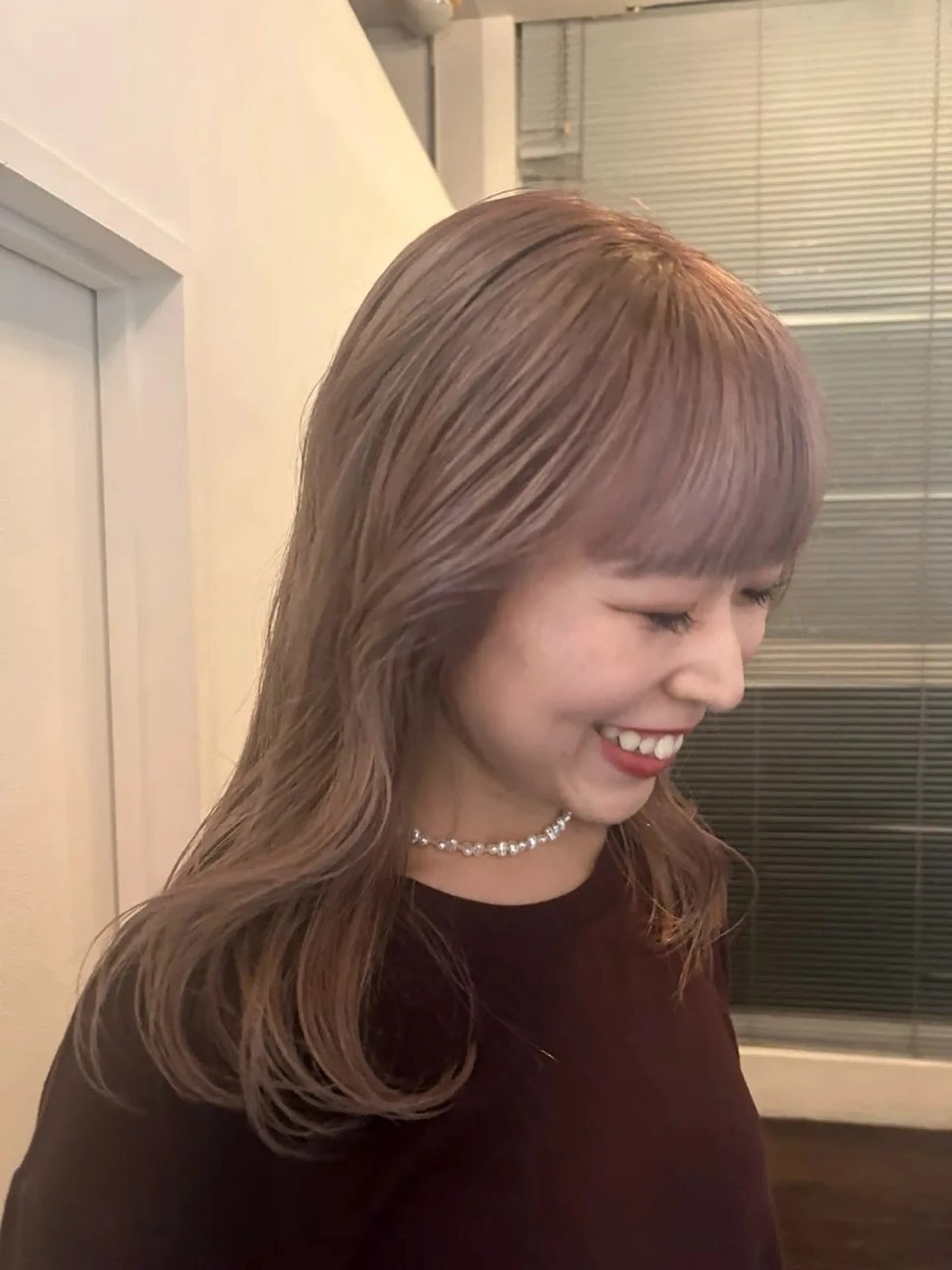 カラー VISION   aoyama所属・かがやしづ ⭐️ハイトーンのヘアスタイル