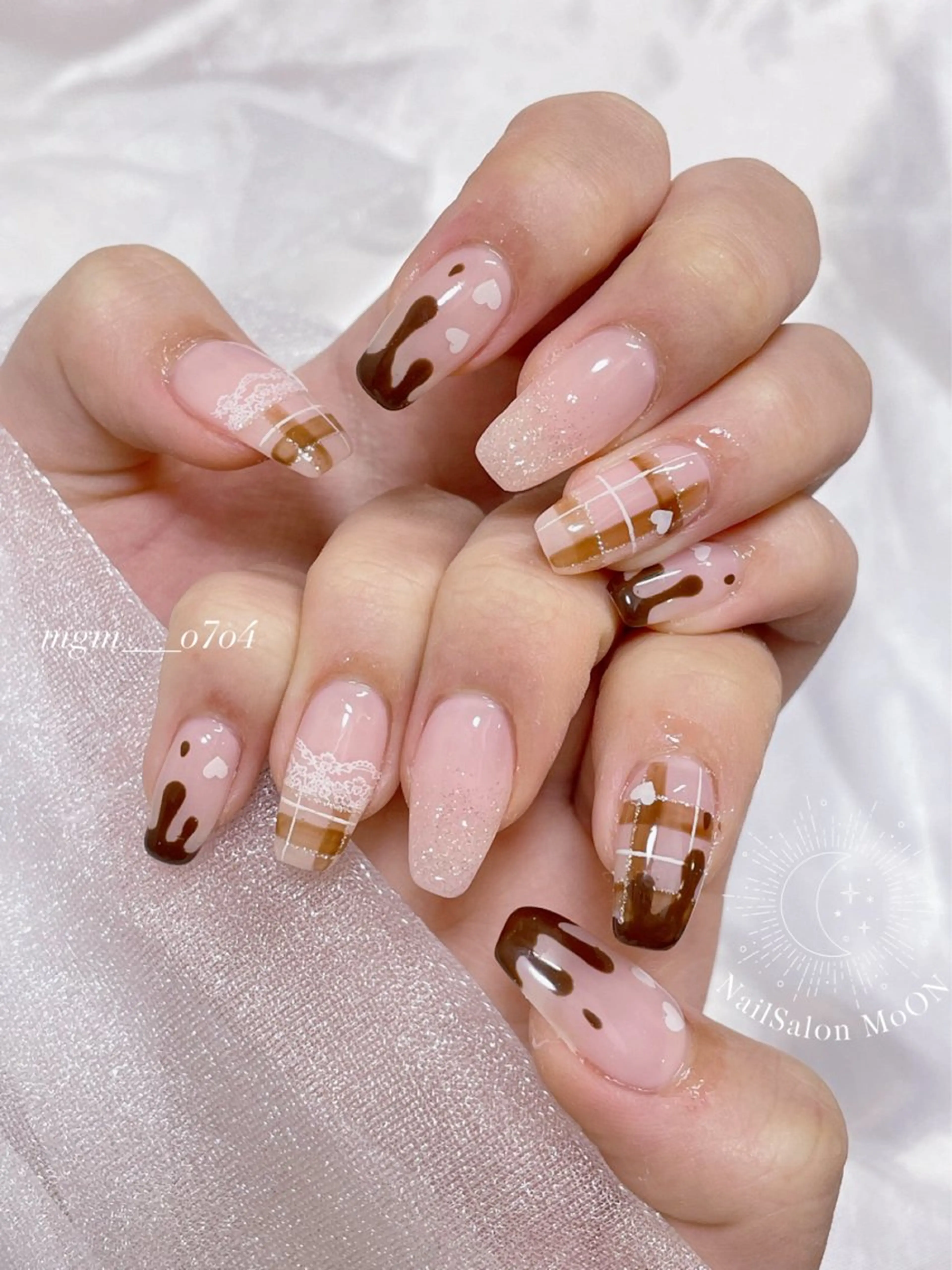 ハンドネイル ハンドケア MoON...❤︎ MeGuのネイルデザイン