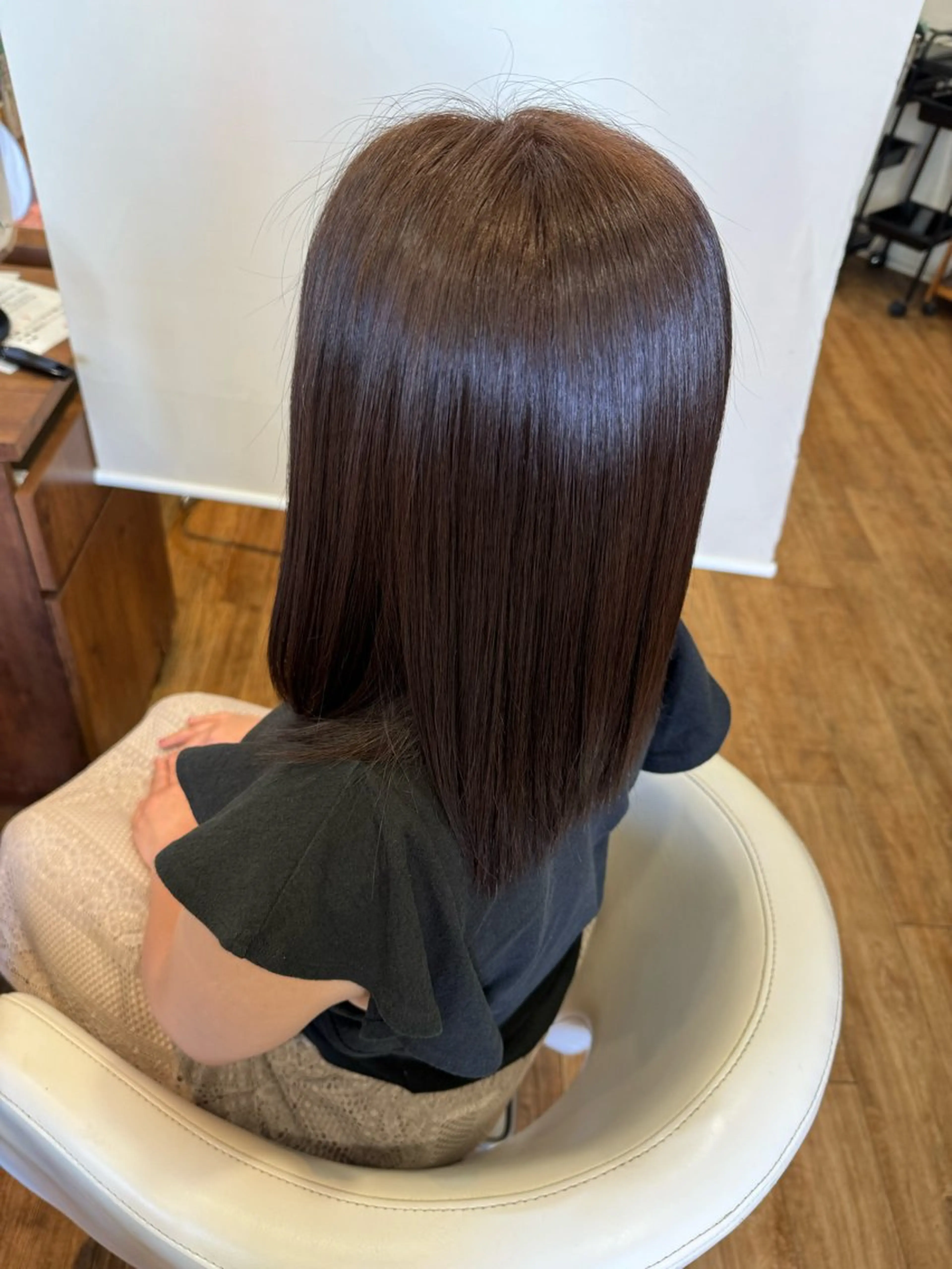 ミディアム カット トリートメント 對馬 小菜美のヘアスタイル