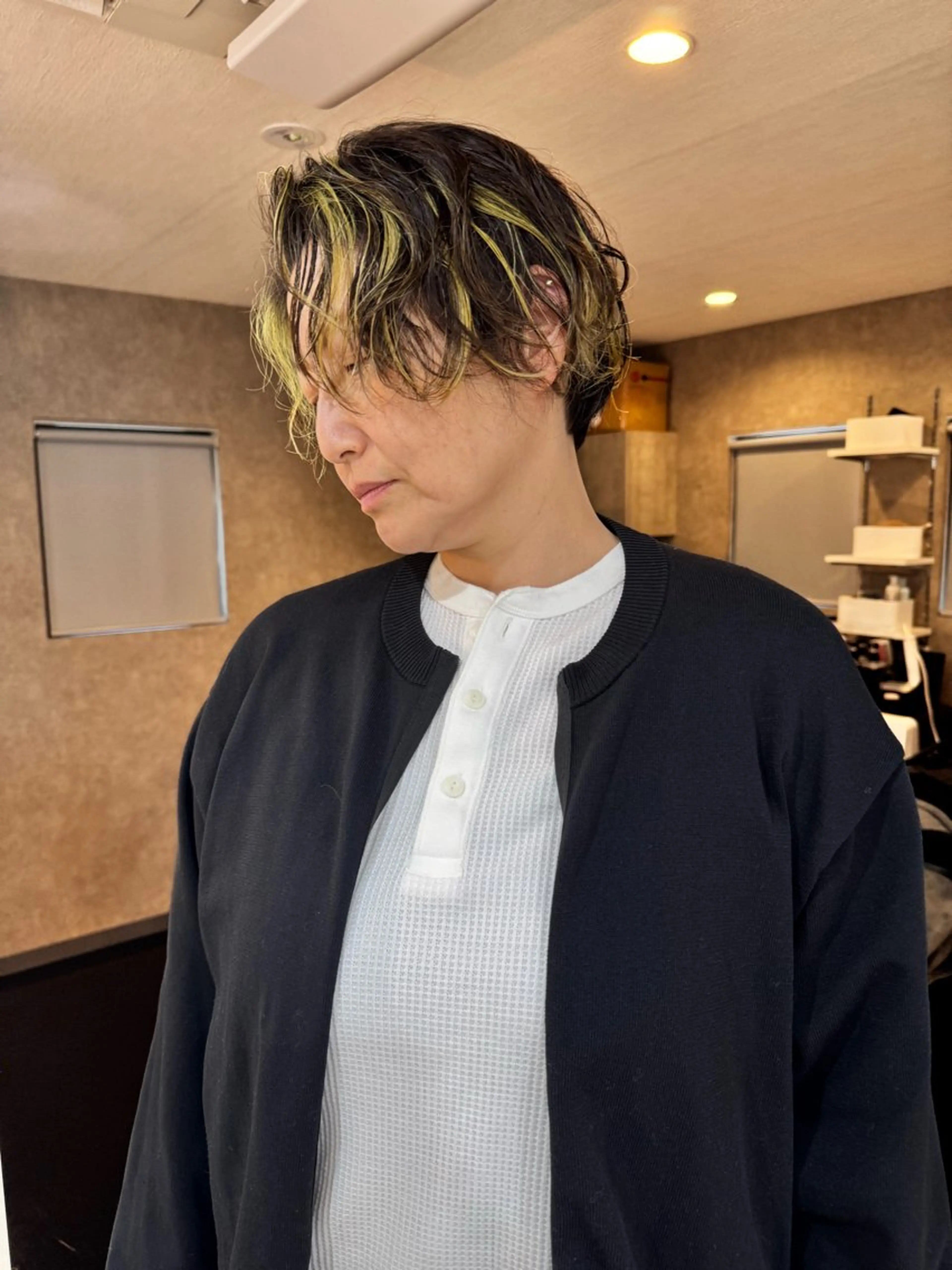 ショート カラー パーマ ヘアカラー コイデ リュウセイのヘアスタイル