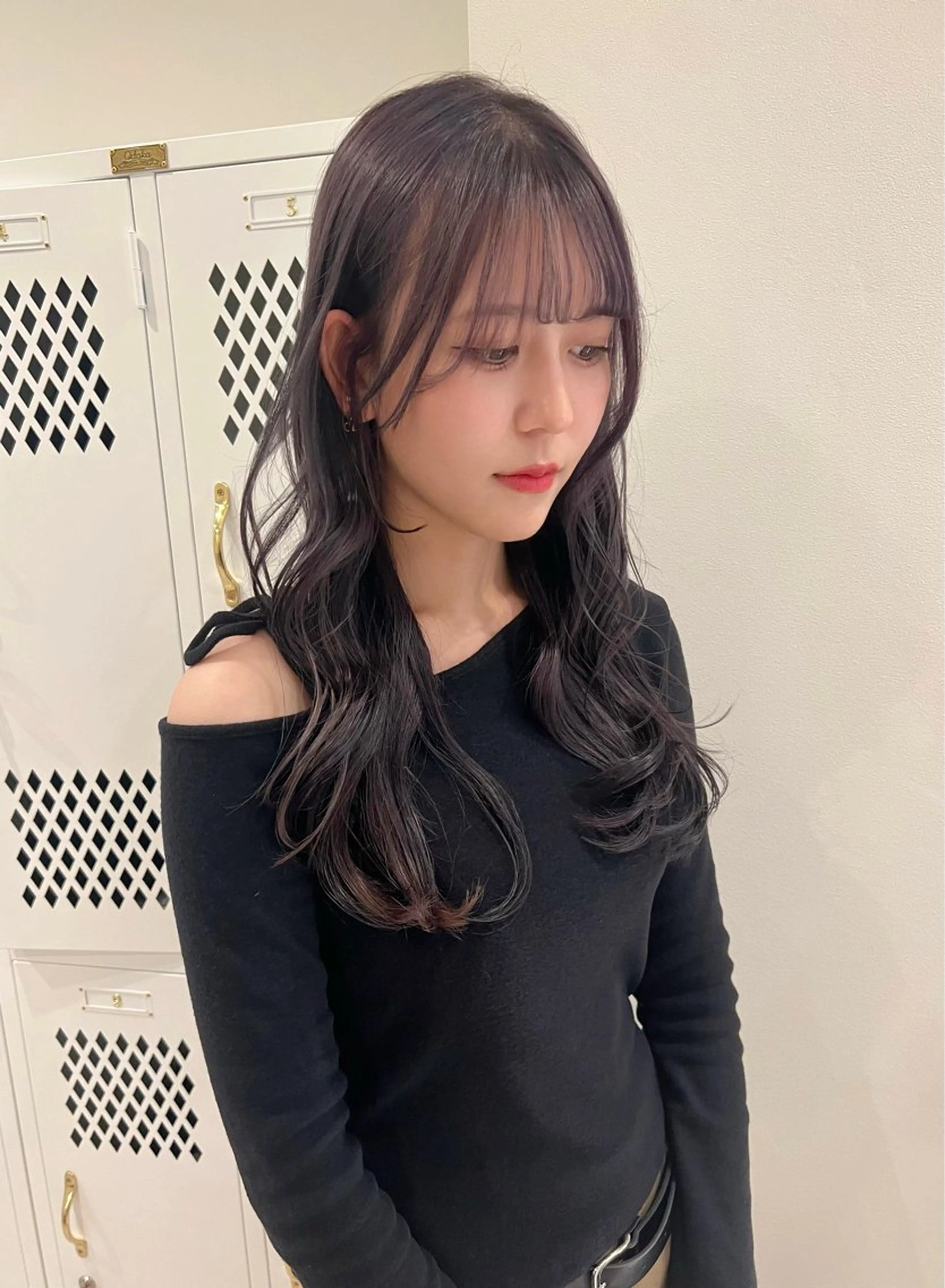 ロング カラー ラベンダーカラー ラベンダーグレー レイヤーカット カット ヘアカラー トリートメント レイヤー/韓国 ハイトーン興津史弥のヘアスタイル