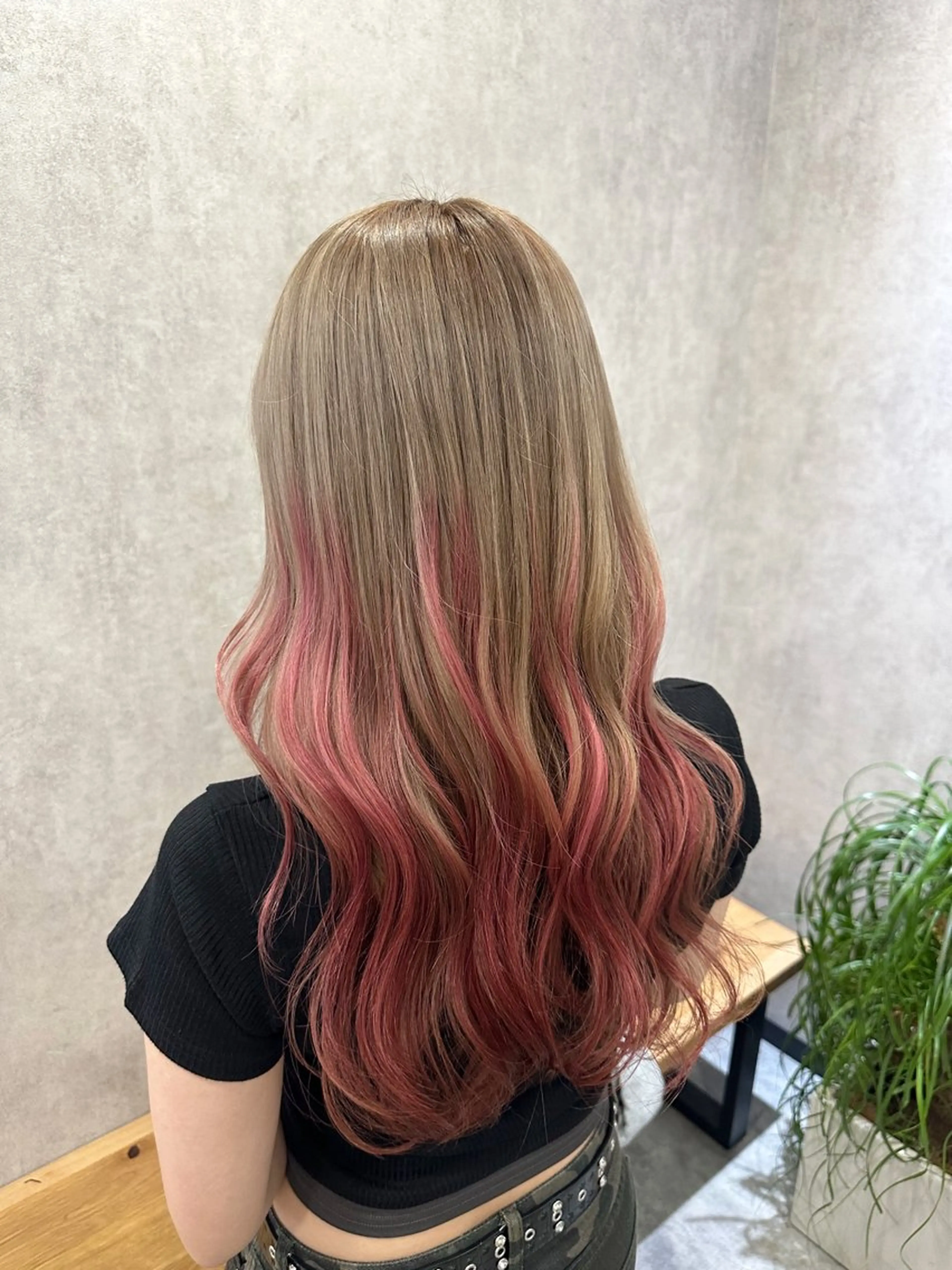ロング MOURI CHISATOのヘアスタイル