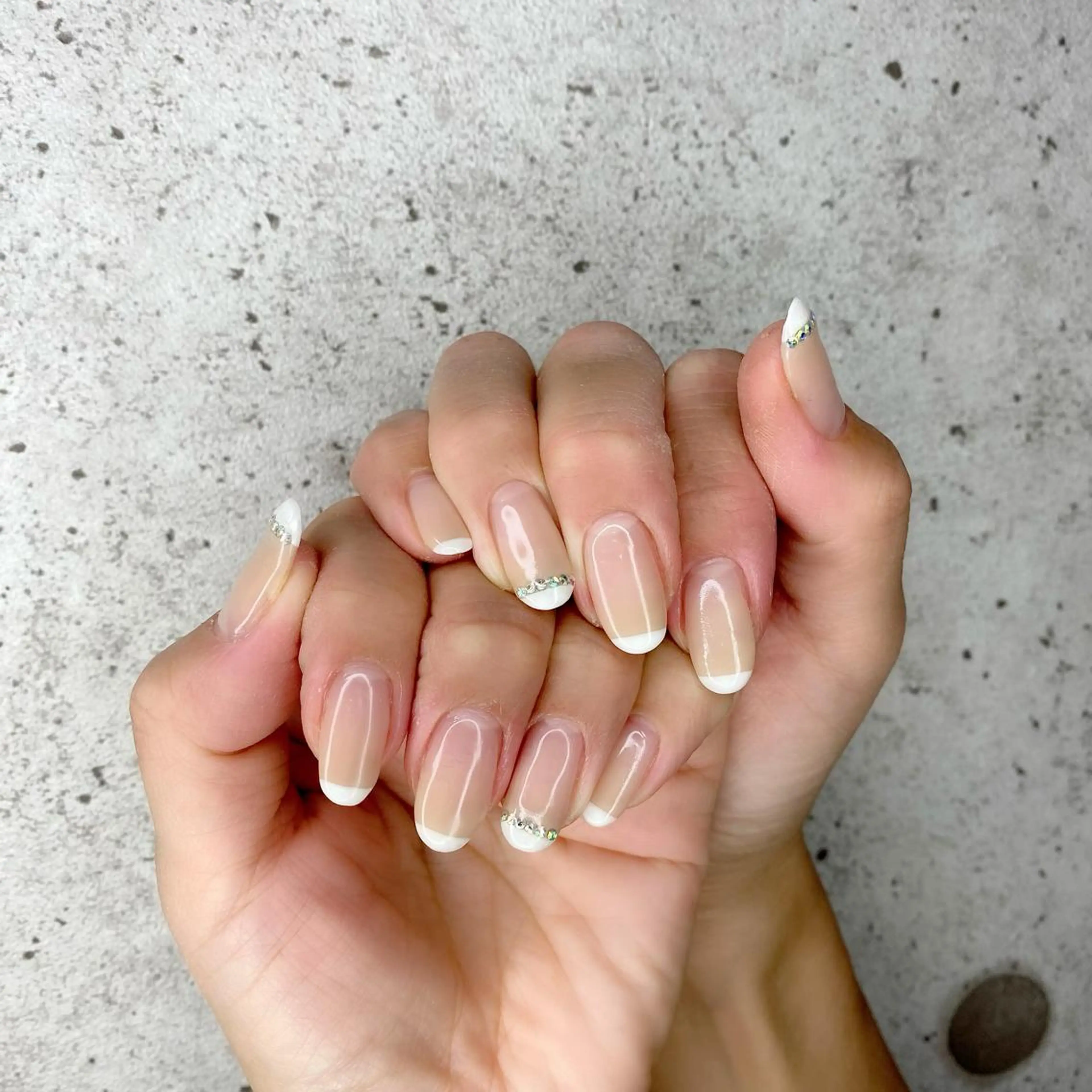 ロング カラー パーマ ヘアアレンジ メンズ キッズ ネイル マツエク・マツパ ベージュカラー グラデーションカラー ロング フレンチネイル グラデーション ハンドネイル Salon Ｋのネイルデザイン