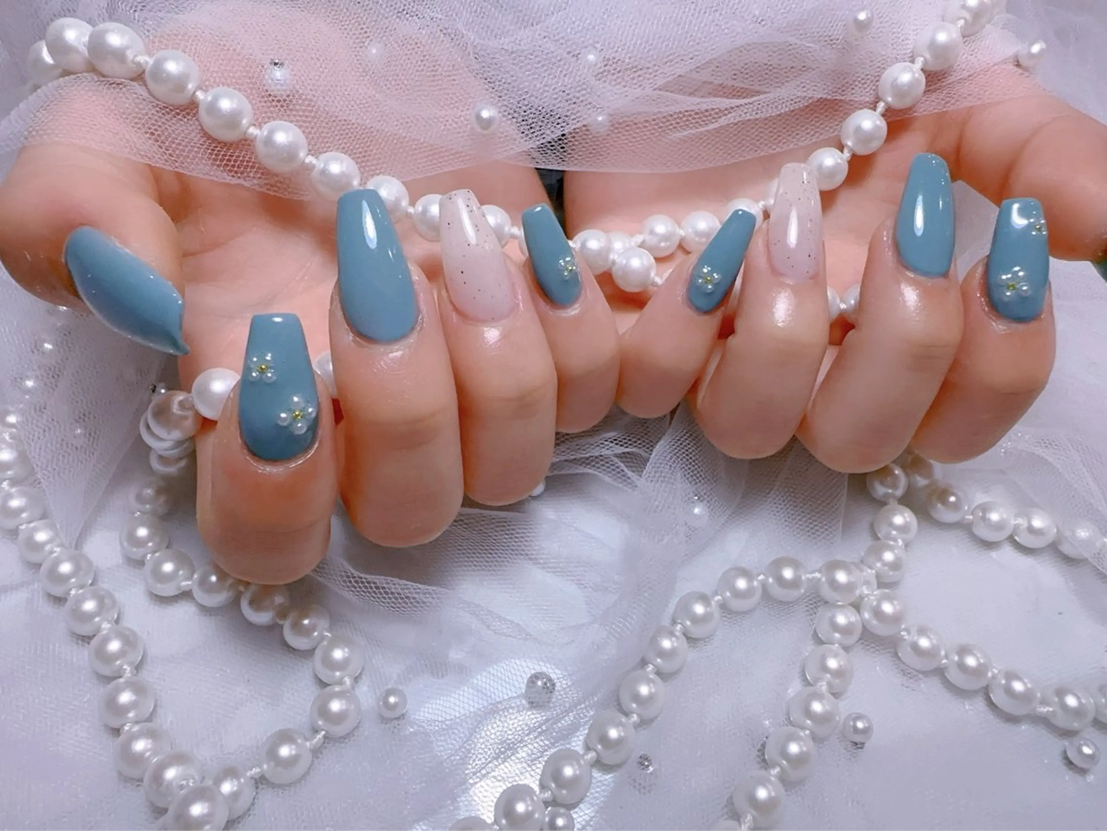 ネイル 長さ出し シンプルネイル ネイルチップ ハンドネイル You&Me Miyuのネイルデザイン