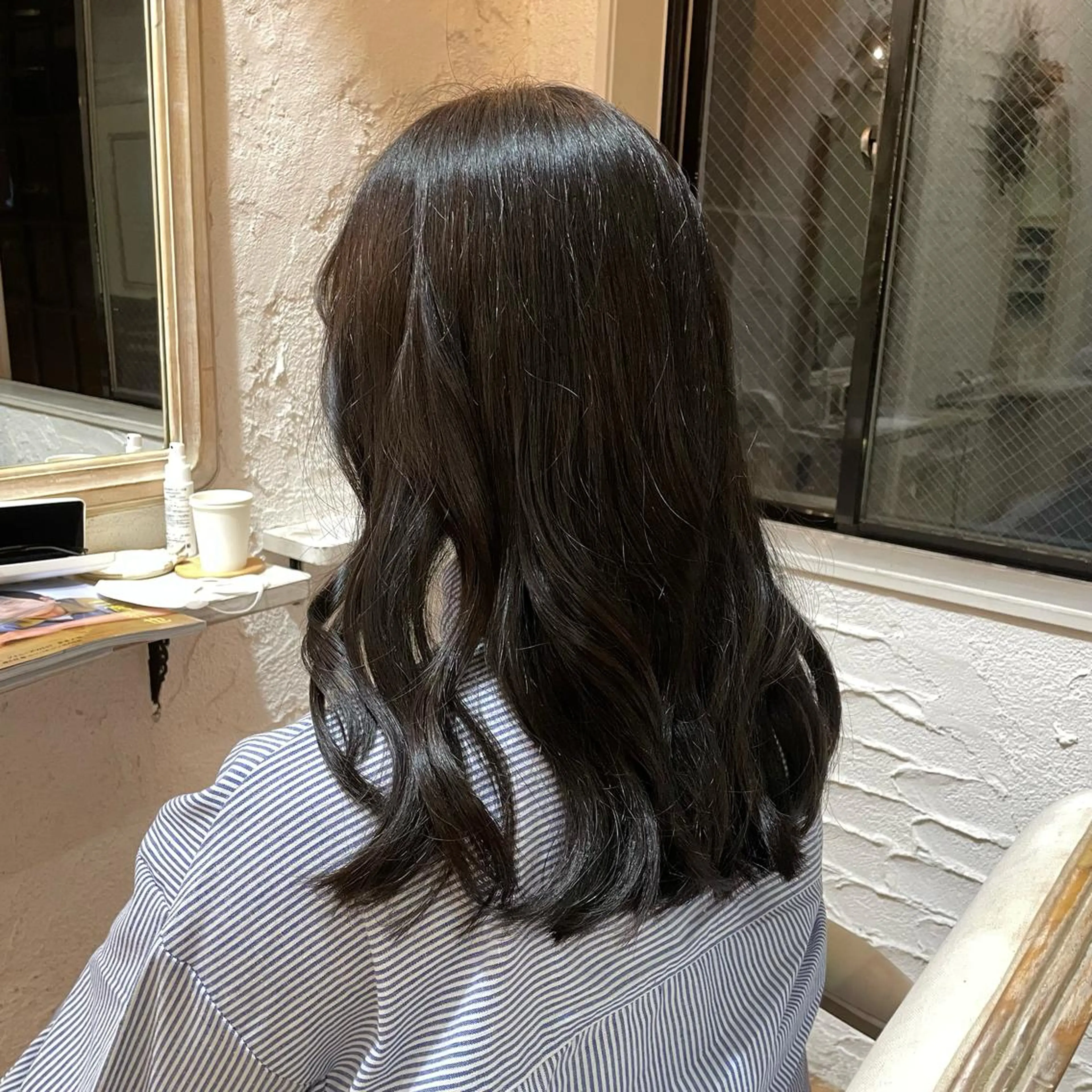 セミロング 浅沼 ほのかのヘアスタイル