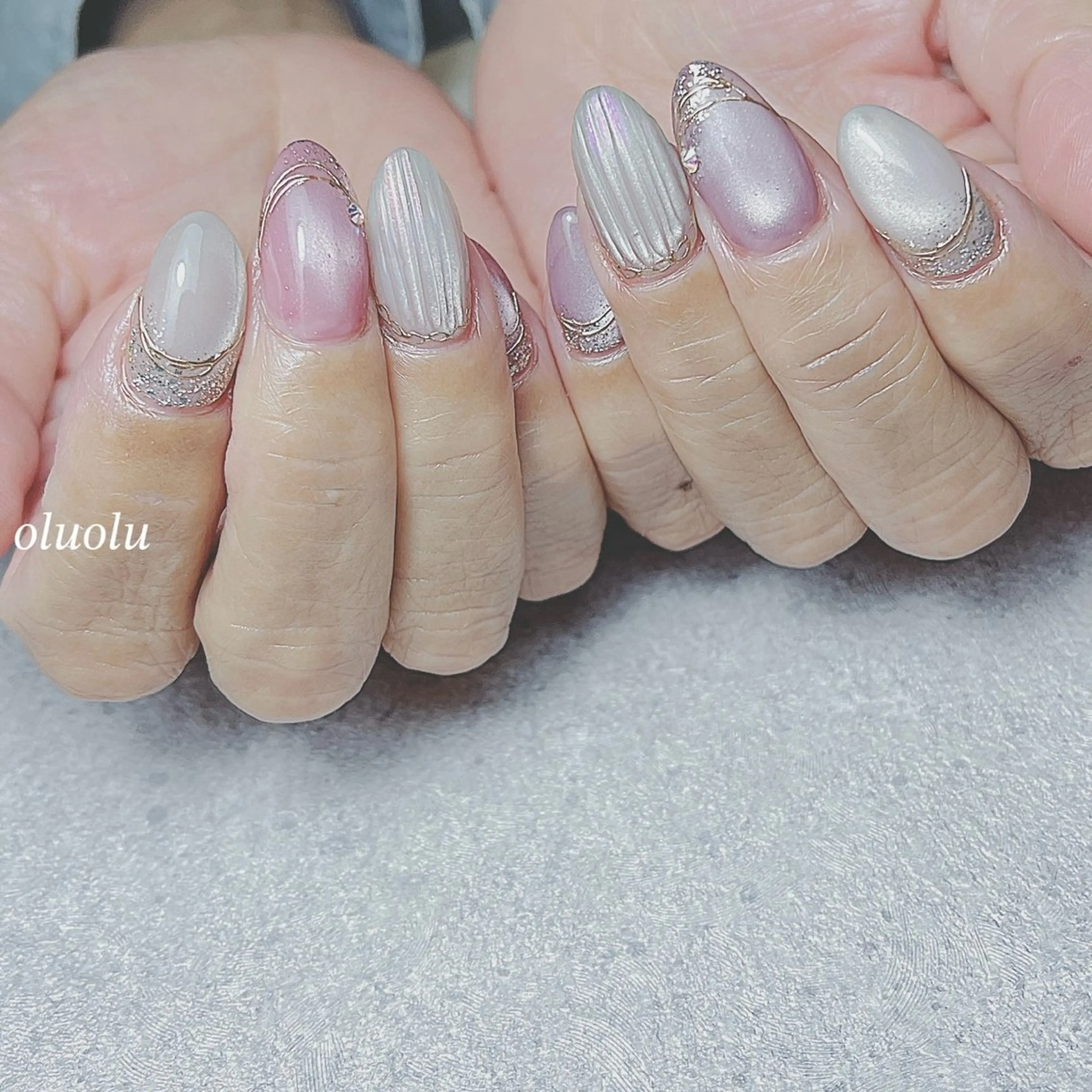 ネイル アートネイル フラッシュネイル キラキラネイル マグネットネイル ミラーネイル ハンドネイル 大村 紬華のネイルデザイン