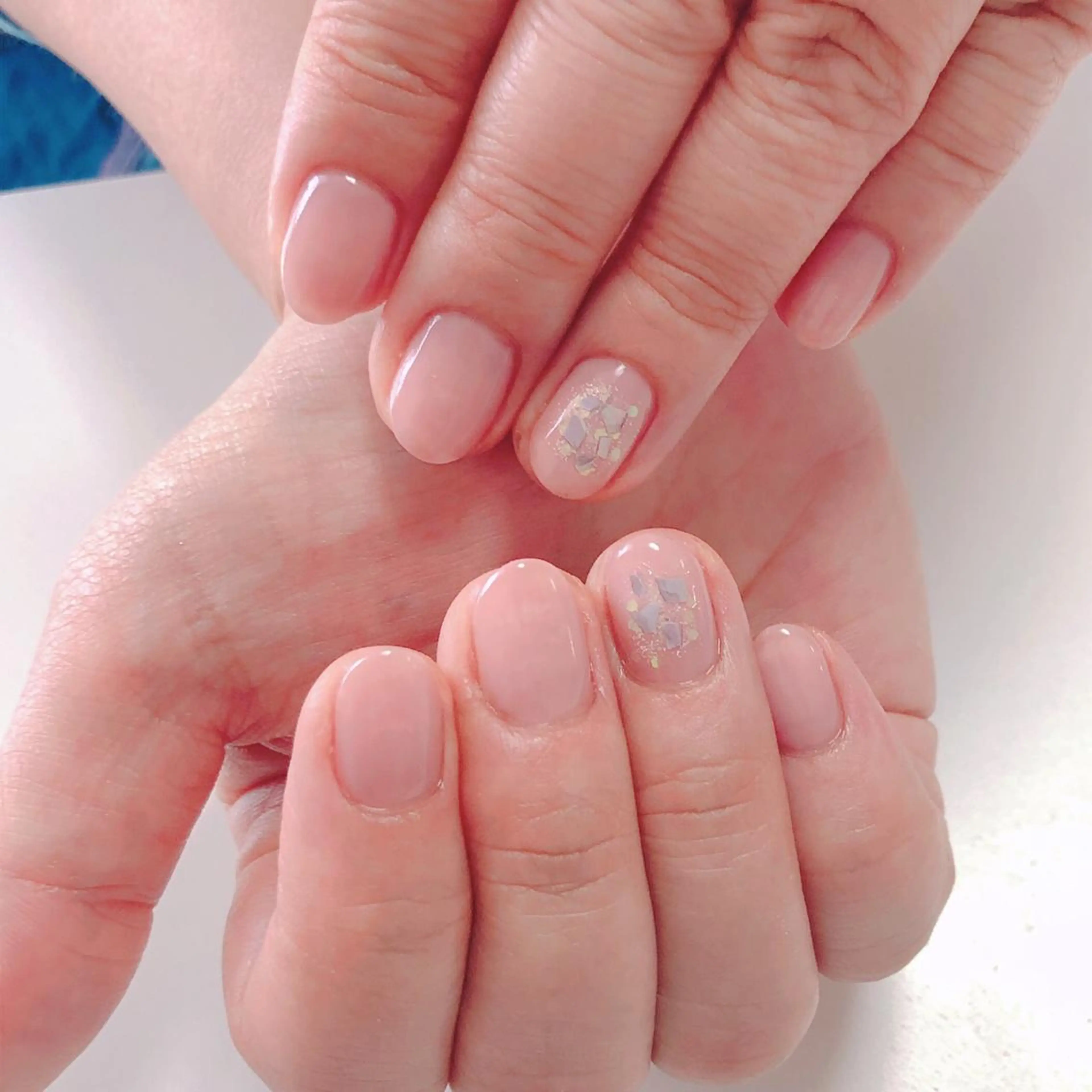 ネイル アートネイル 長さ出し フットネイル グリーン ニュアンスネイル Lily Roseスタッフ一同のマツエク・マツパデザイン