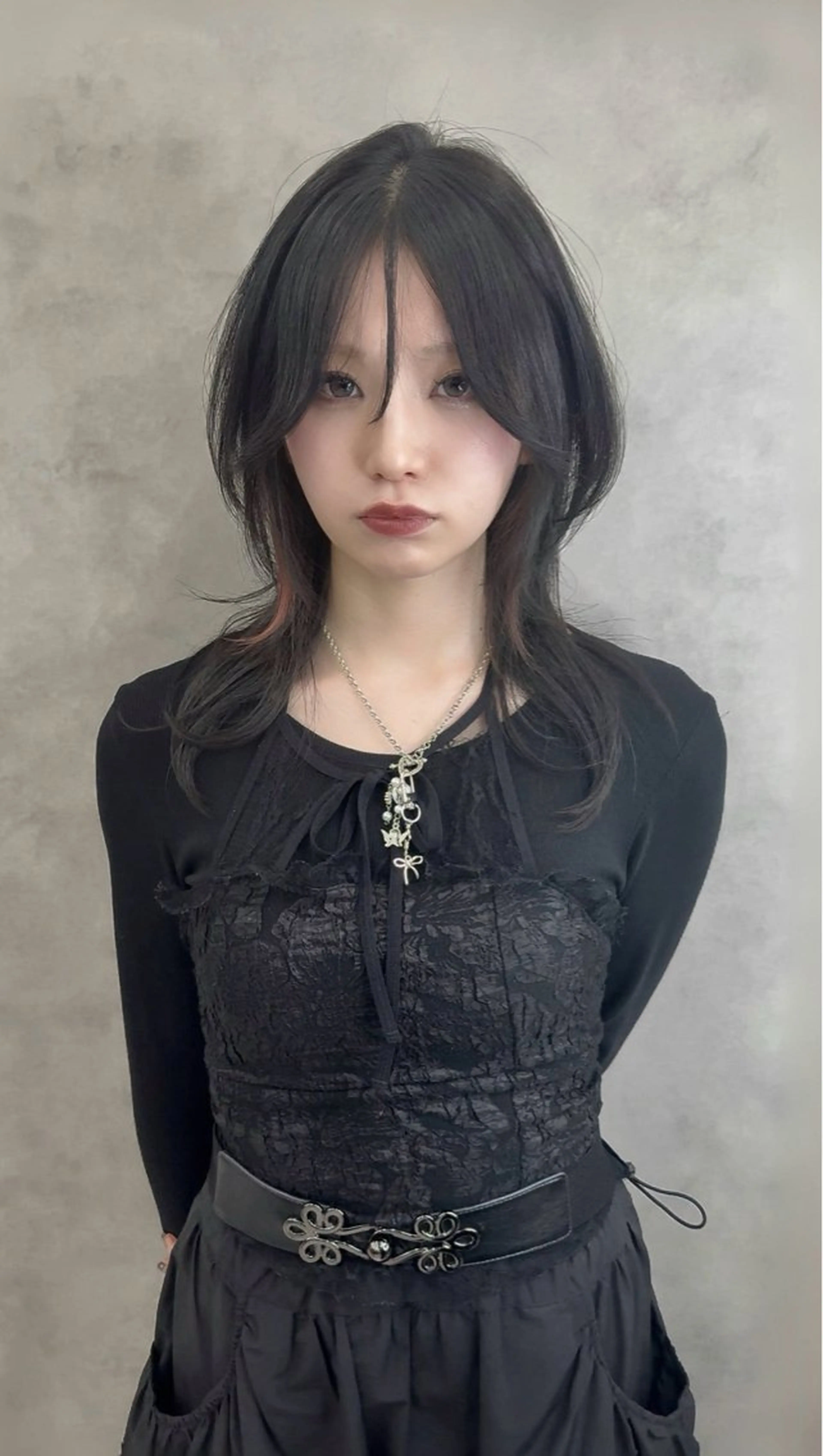 ミディアム カット AIVAN所属・レイヤーウルフ 【瑠己】のヘアスタイル