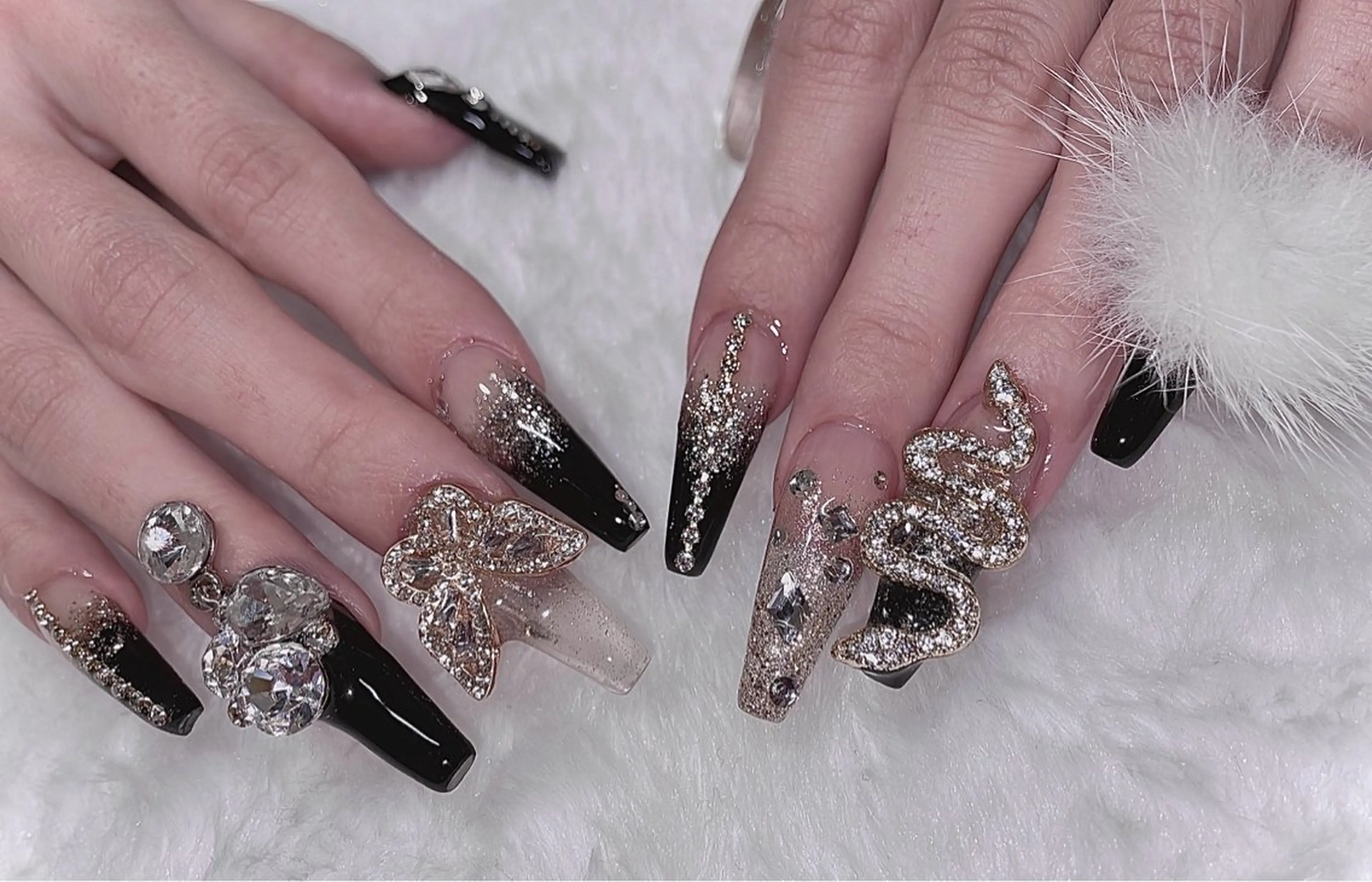 ネイル Spiky とうげ ふうかのネイルデザイン