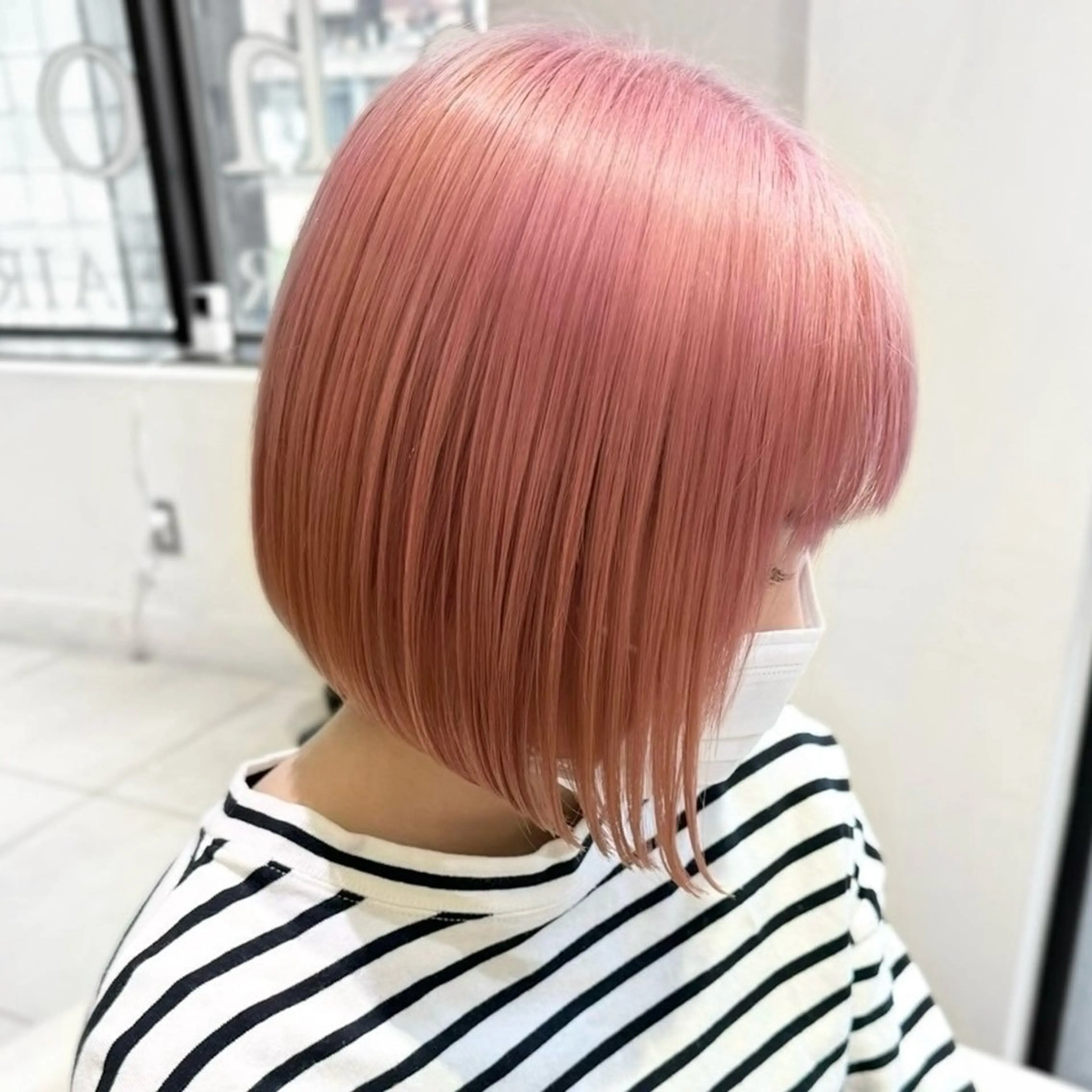 ショート カラー ヘアカラー ハイトーン×推し カラー💫Miyuのヘアスタイル