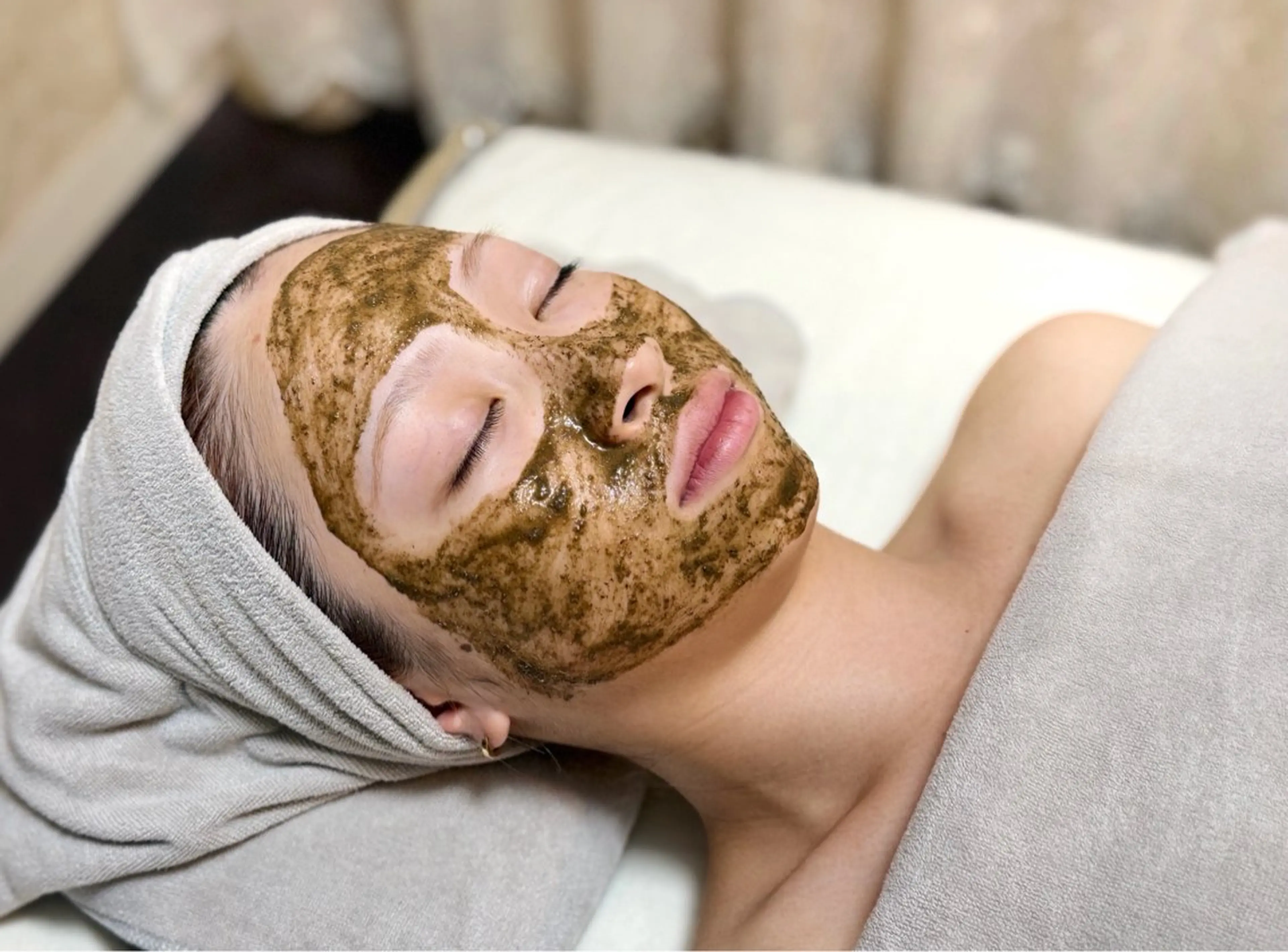 🩷18～22歳限定価格🩷最高峰ハーブトリートメント【ニキビ・ニキビ跡・毛穴】ニキビに悩むメンズ肌にも🌿の写真