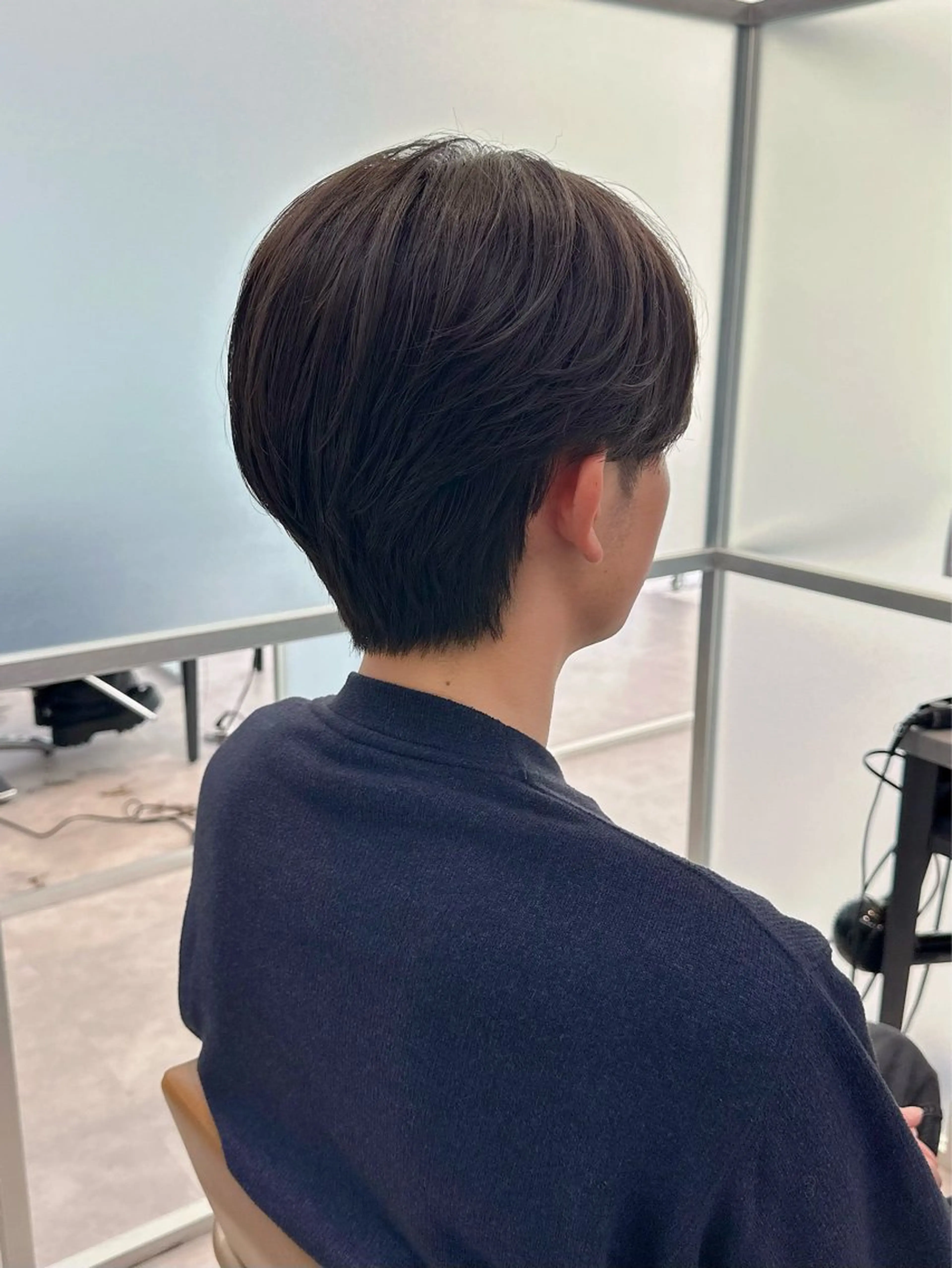 メンズ センターパート マッシュ メンズパーマ シースルーマッシュ かのん/縮毛矯正 /韓国風/毛流れのヘアスタイル