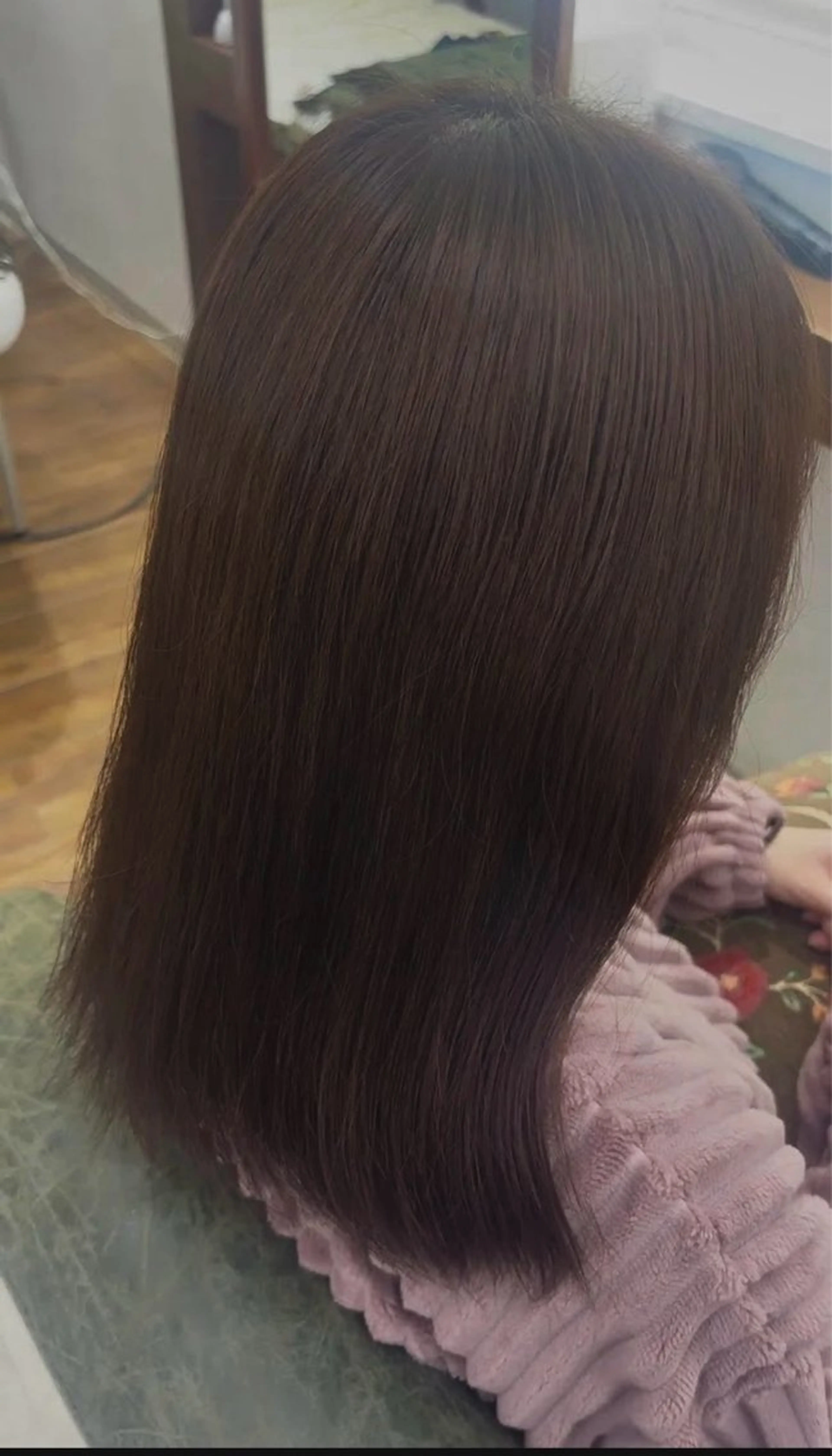 カラー ブラウンカラー バイオレットカラー バイオレットブラウン ヘアカラー 佐々木 彩芽のヘアスタイル