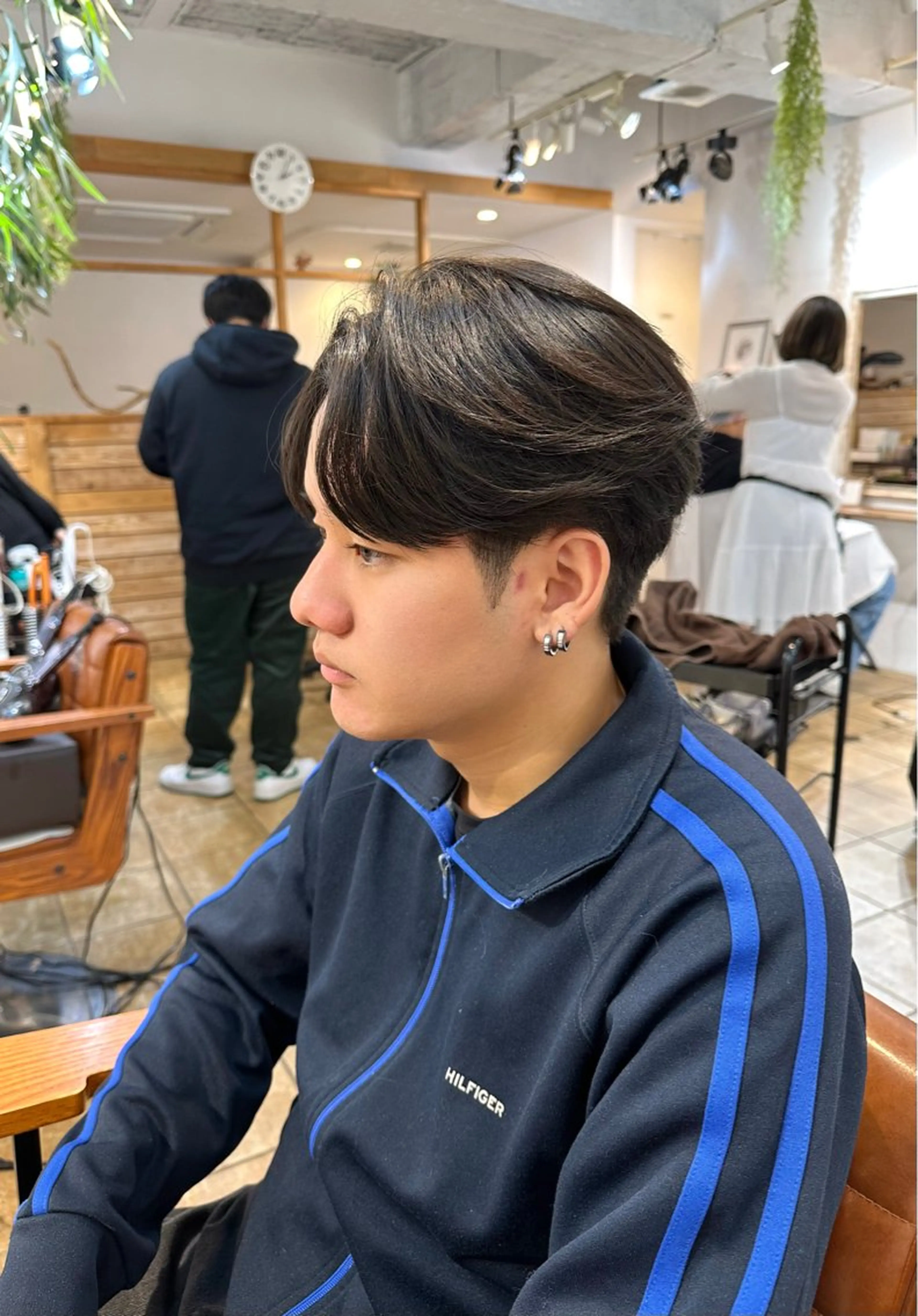 メンズ センターパート カット 縮毛矯正 渋谷 メンズヘア⭐️ タニグチヨシユキのヘアスタイル