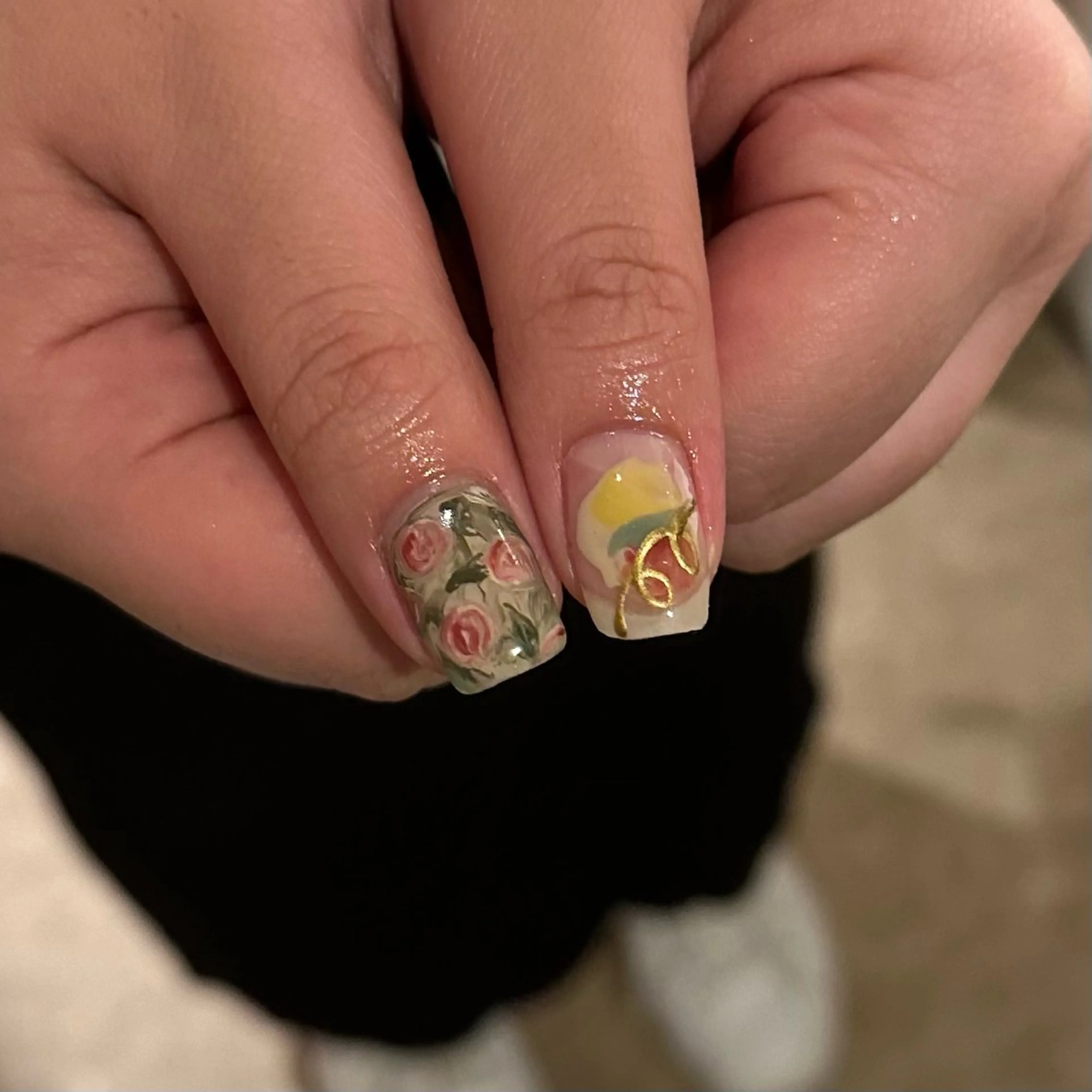 ネイル scré as Ételのネイルデザイン