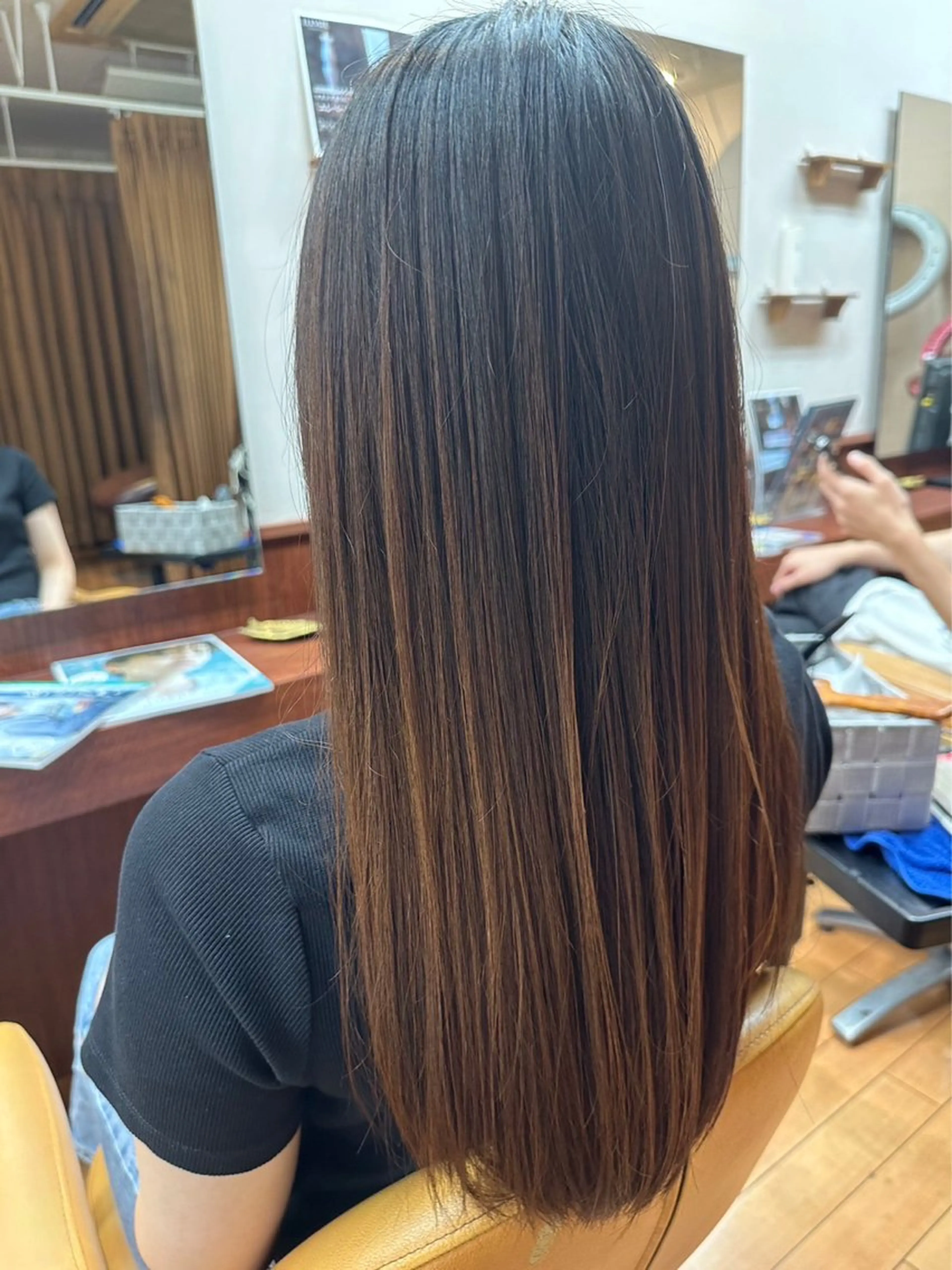 ロング ルキ🌈ブリーチカラ ー&メンズパーマ🦄のヘアスタイル