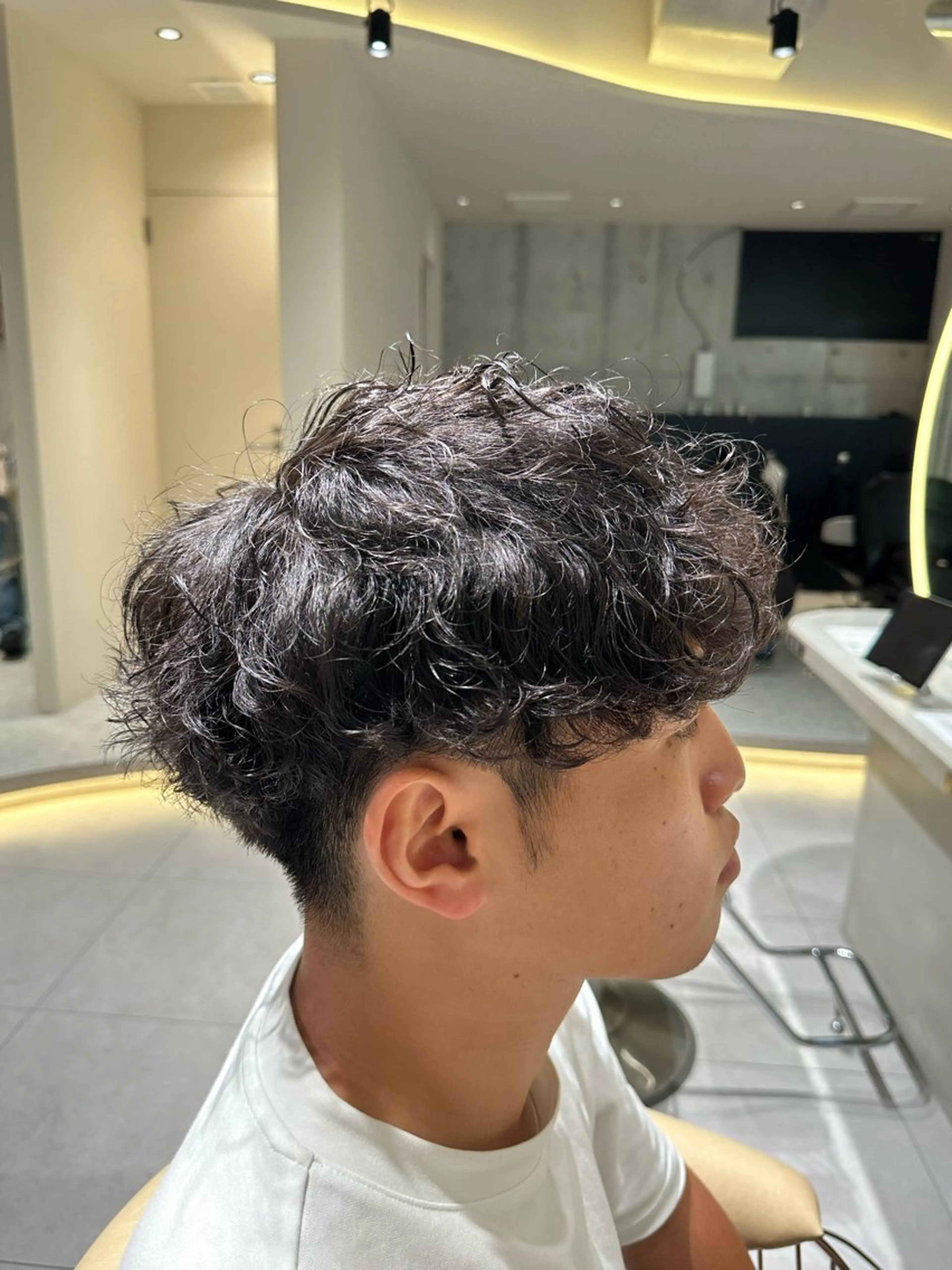 パーマ メンズ カット ヘアカラー トリートメント ✨髪質改善特化✨副 店長椎葉信乃介のヘアスタイル