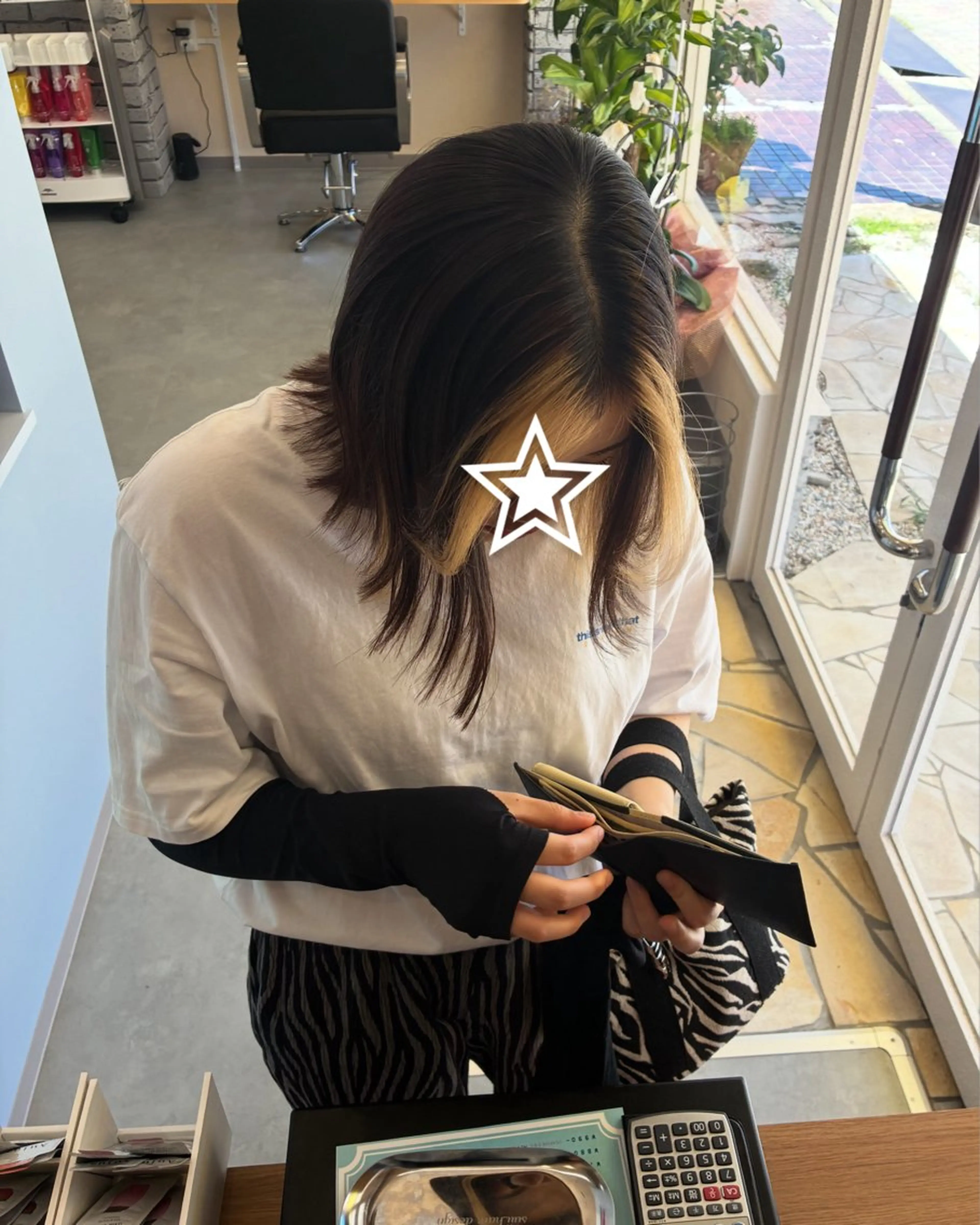 ショート ミストバング ヘアカラー トリートメント suii.. yurinaのヘアスタイル