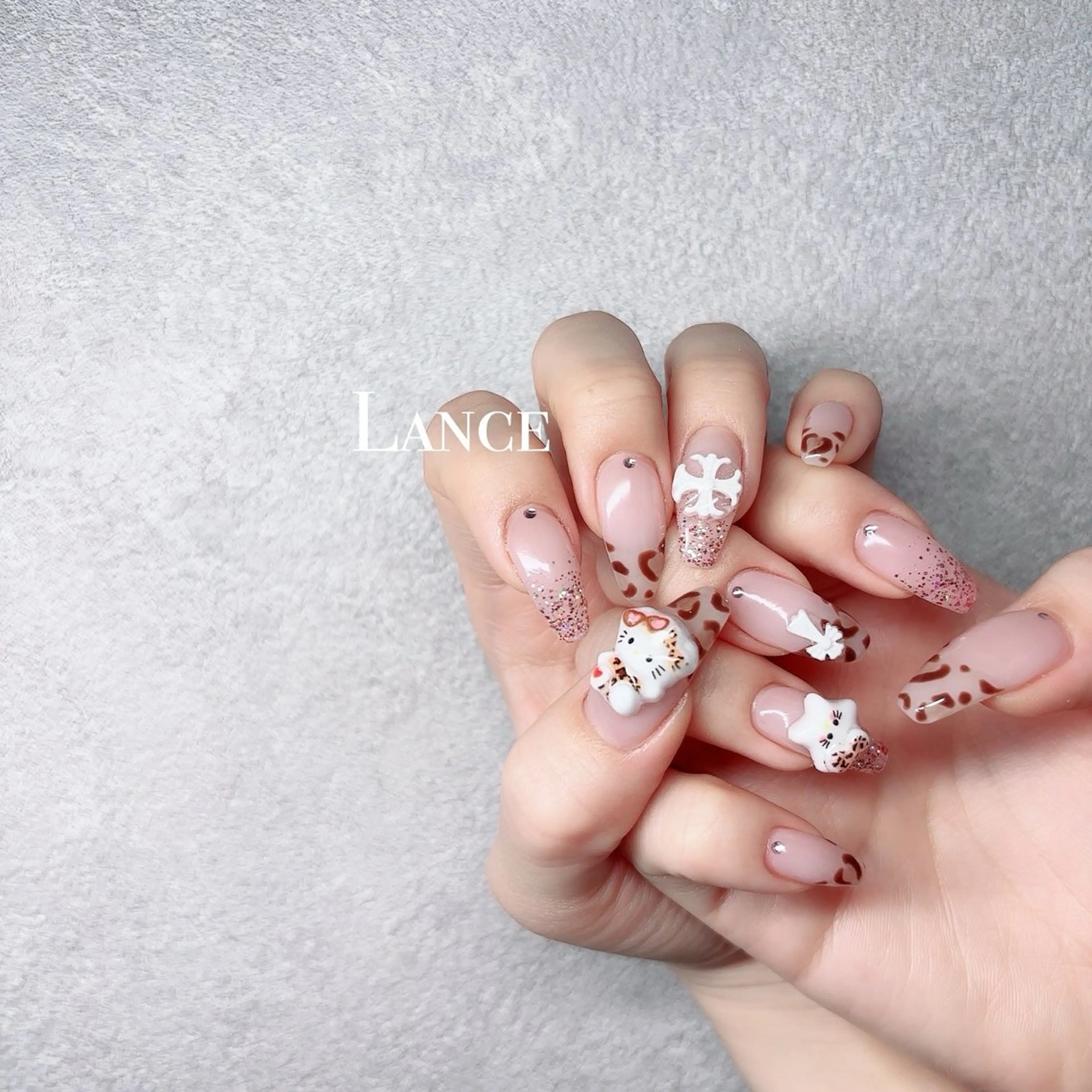 ネイル キラキラネイル 韓国ネイル マグネットネイル 春ネイル ワンホンネイル Lance nailのネイルデザイン