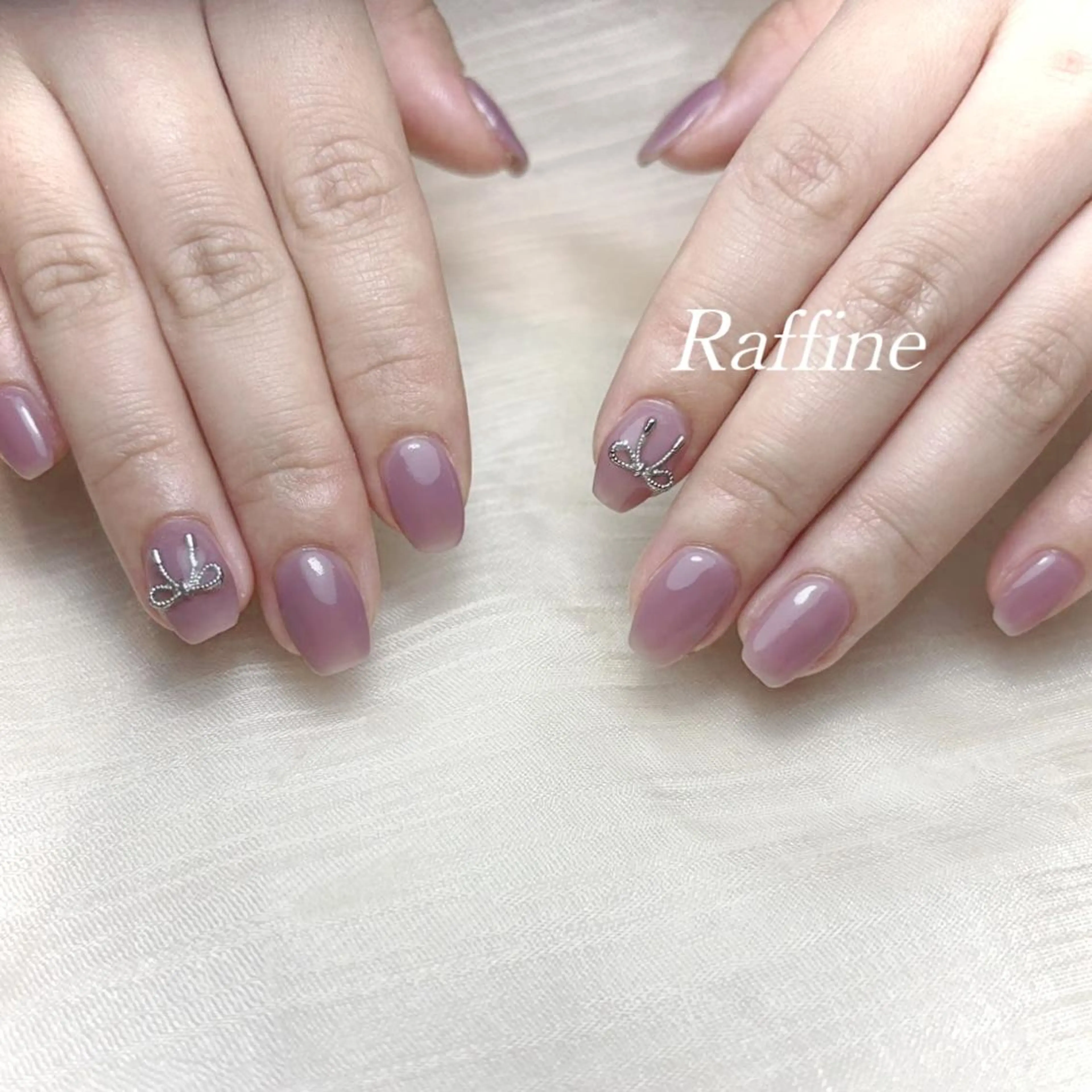 ネイル RAFFINE 月🦋🩵のネイルデザイン