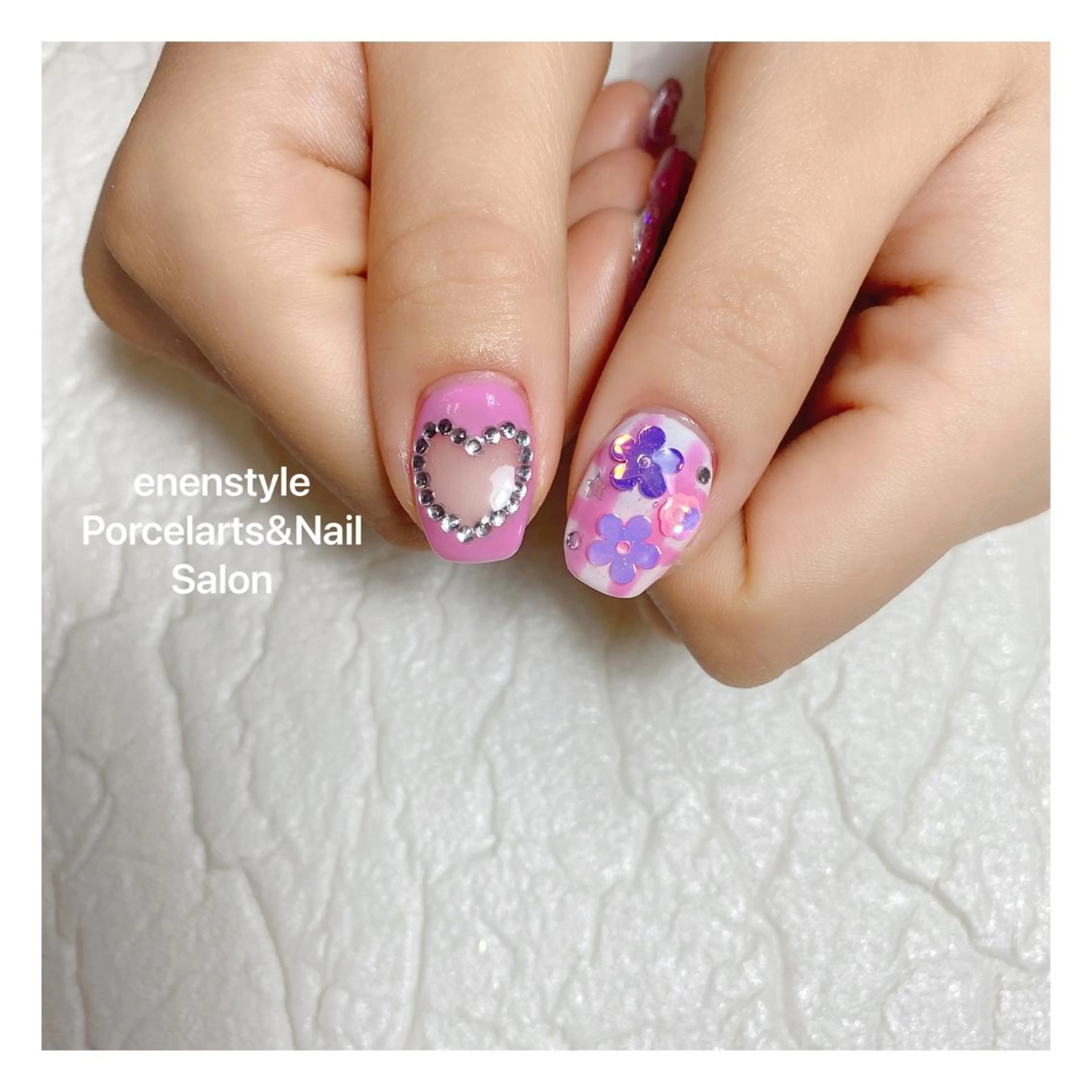 ミディアム ネイル ハンドネイル 👑enen style👑のネイルデザイン