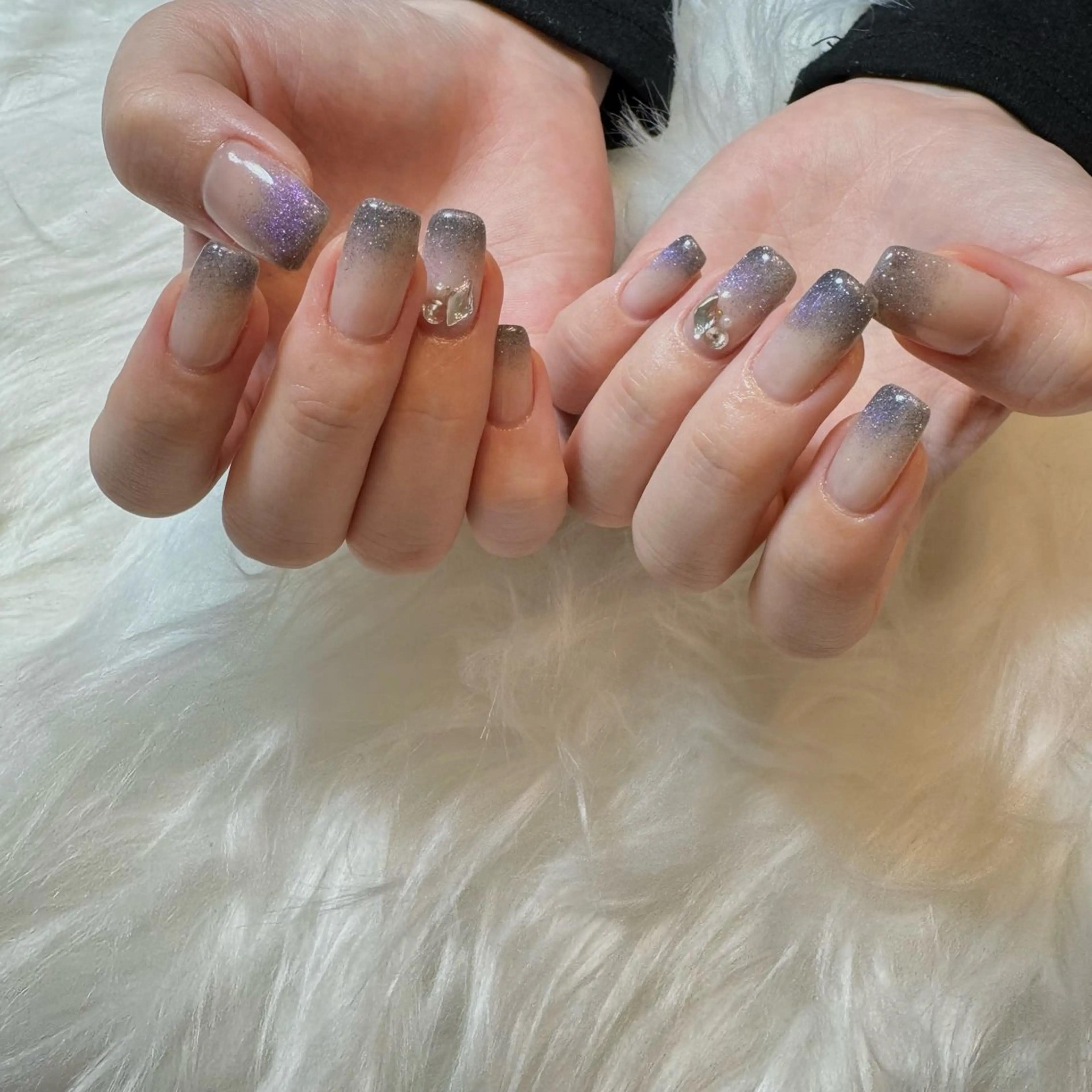 ネイル マグネットネイル Aulu'bネイル ボディージュエリーのネイルデザイン