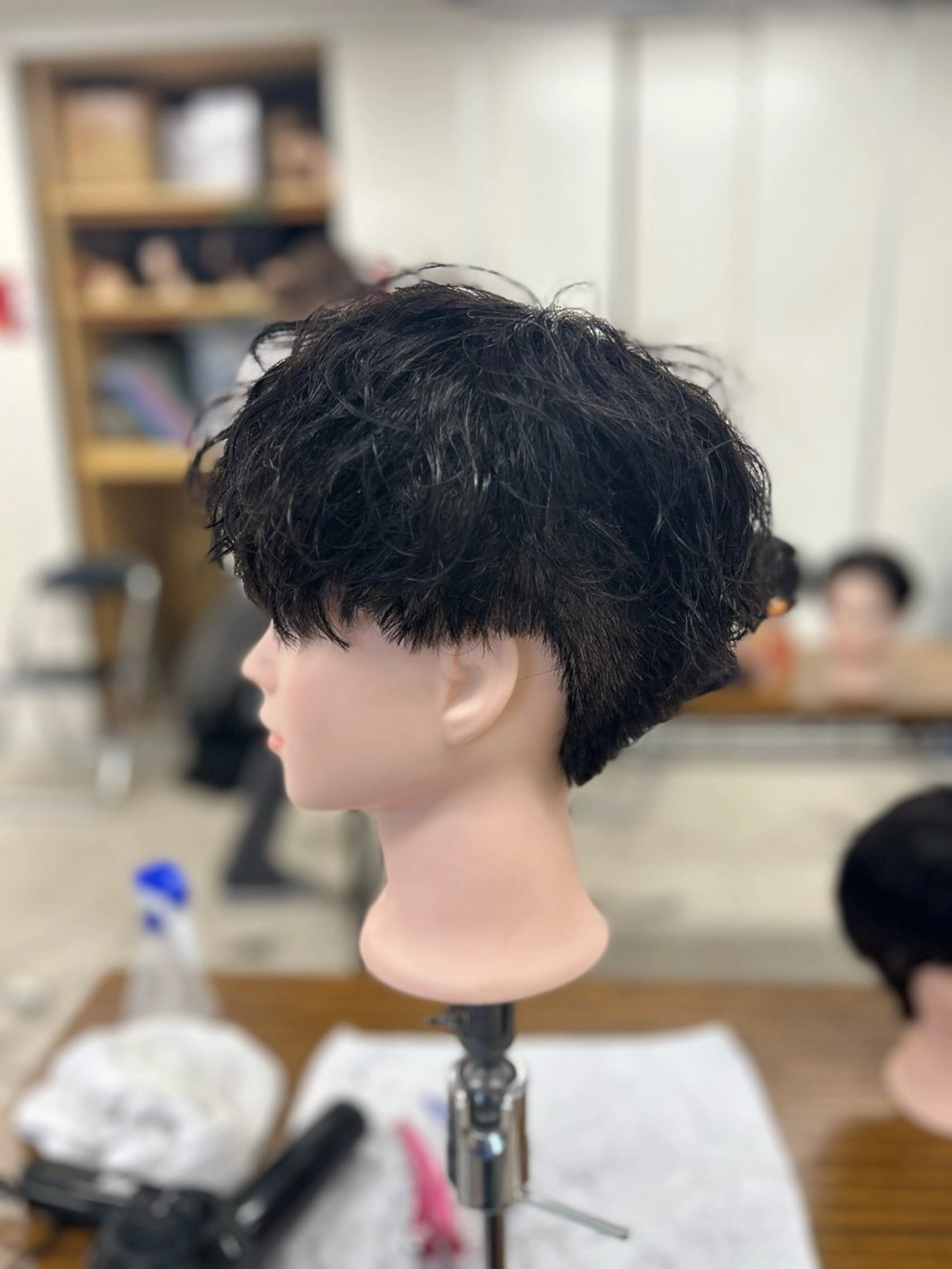 パーマ メンズ メンズパーマ 波巻きパーマ パーマモデル募集中 瀬在紗也香のヘアスタイル