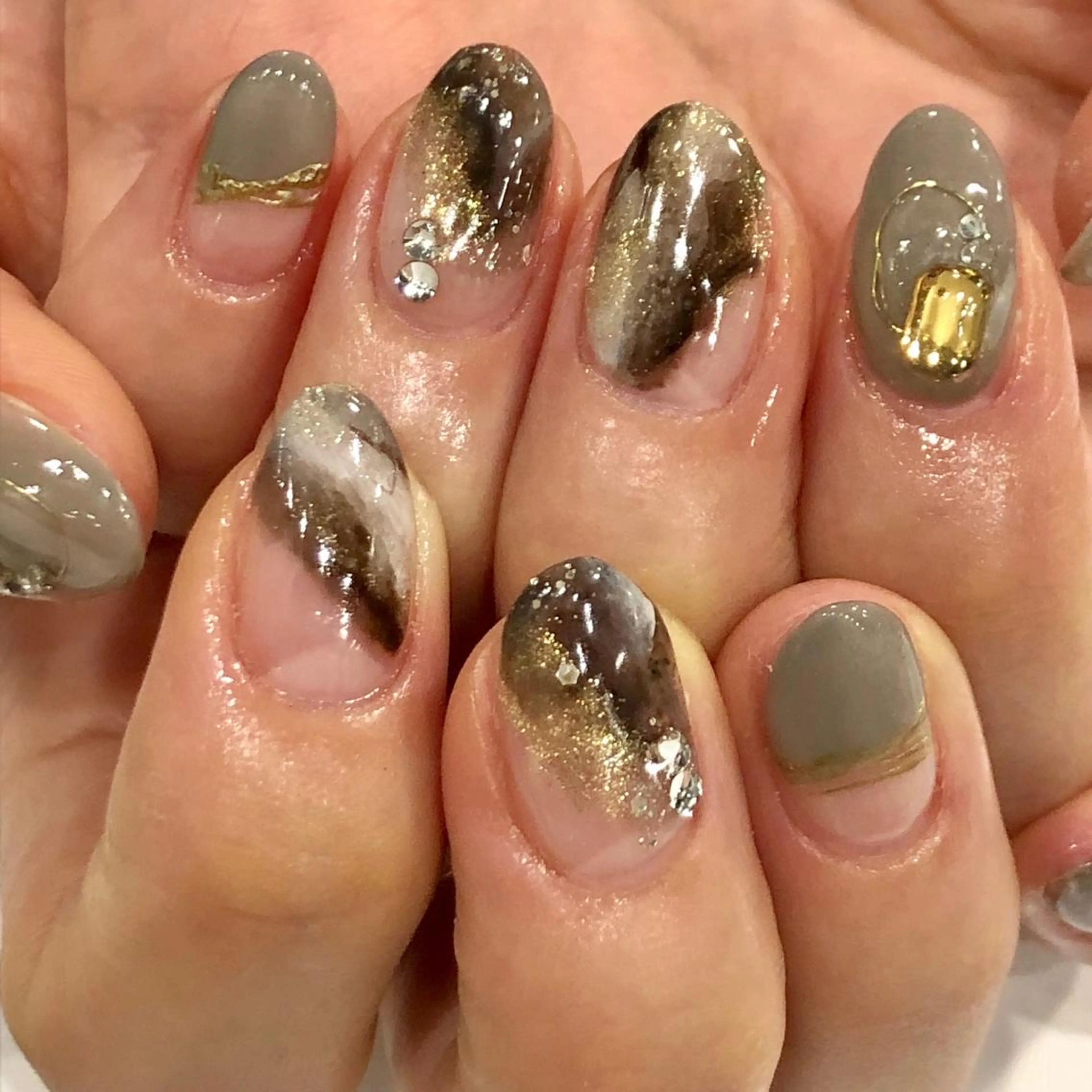 ネイル ニュアンスネイル 福田 加奈のネイルデザイン