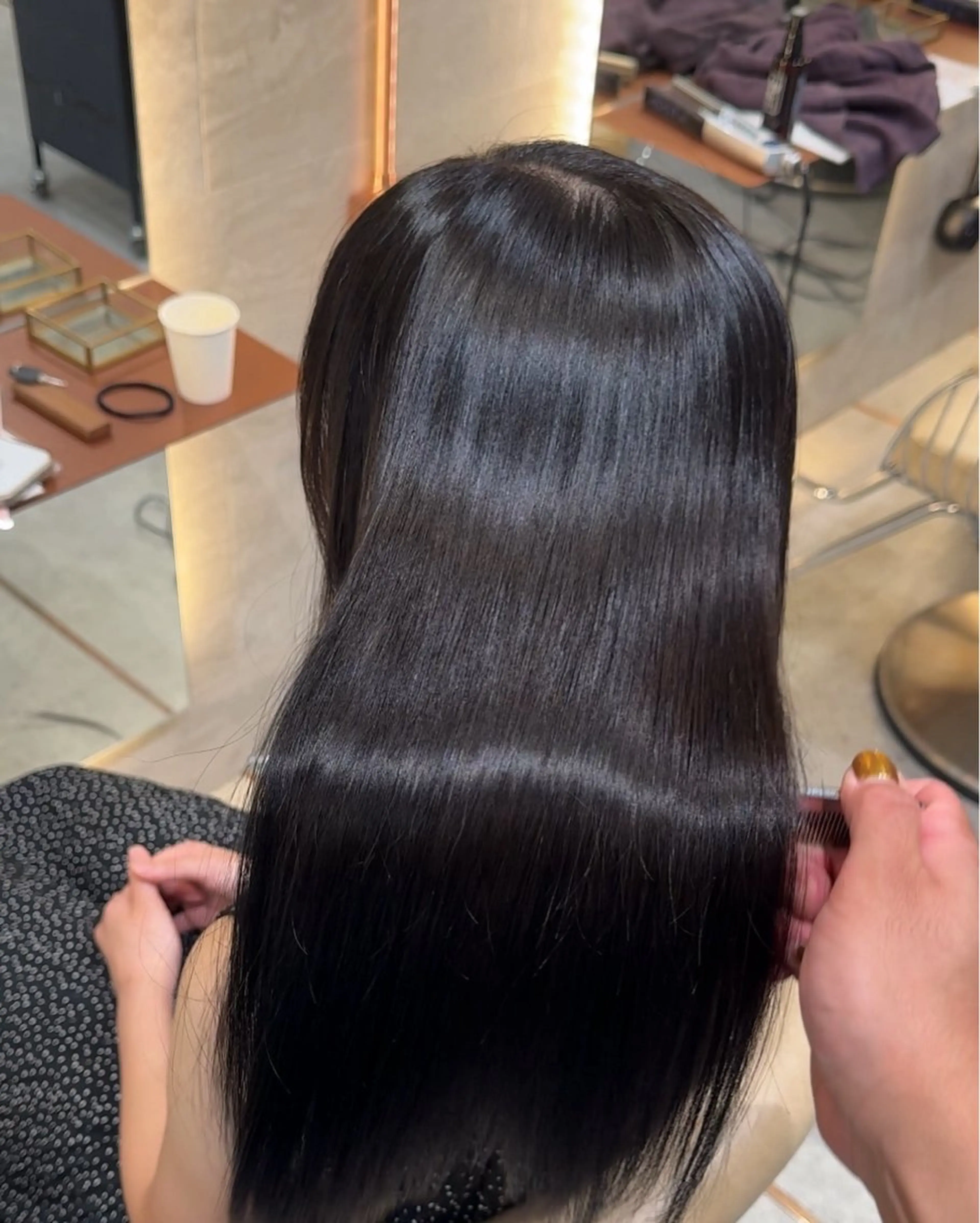 ロング 縮毛矯正Rina🩶 銀座のヘアスタイル