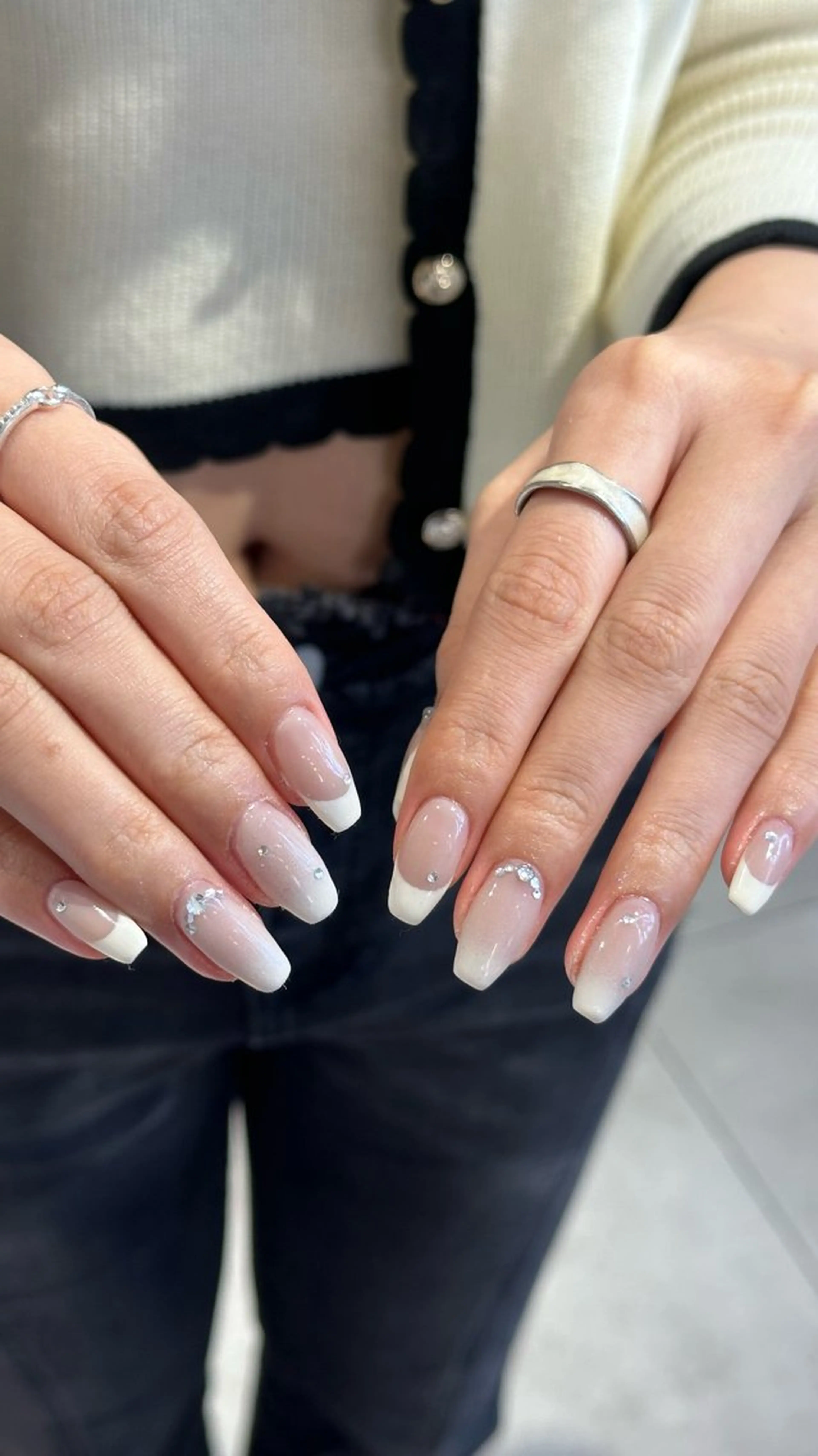 ネイル ハンドネイル 🎀韓国レイヤー特化 🎀ベージュ/ミクのヘアスタイル