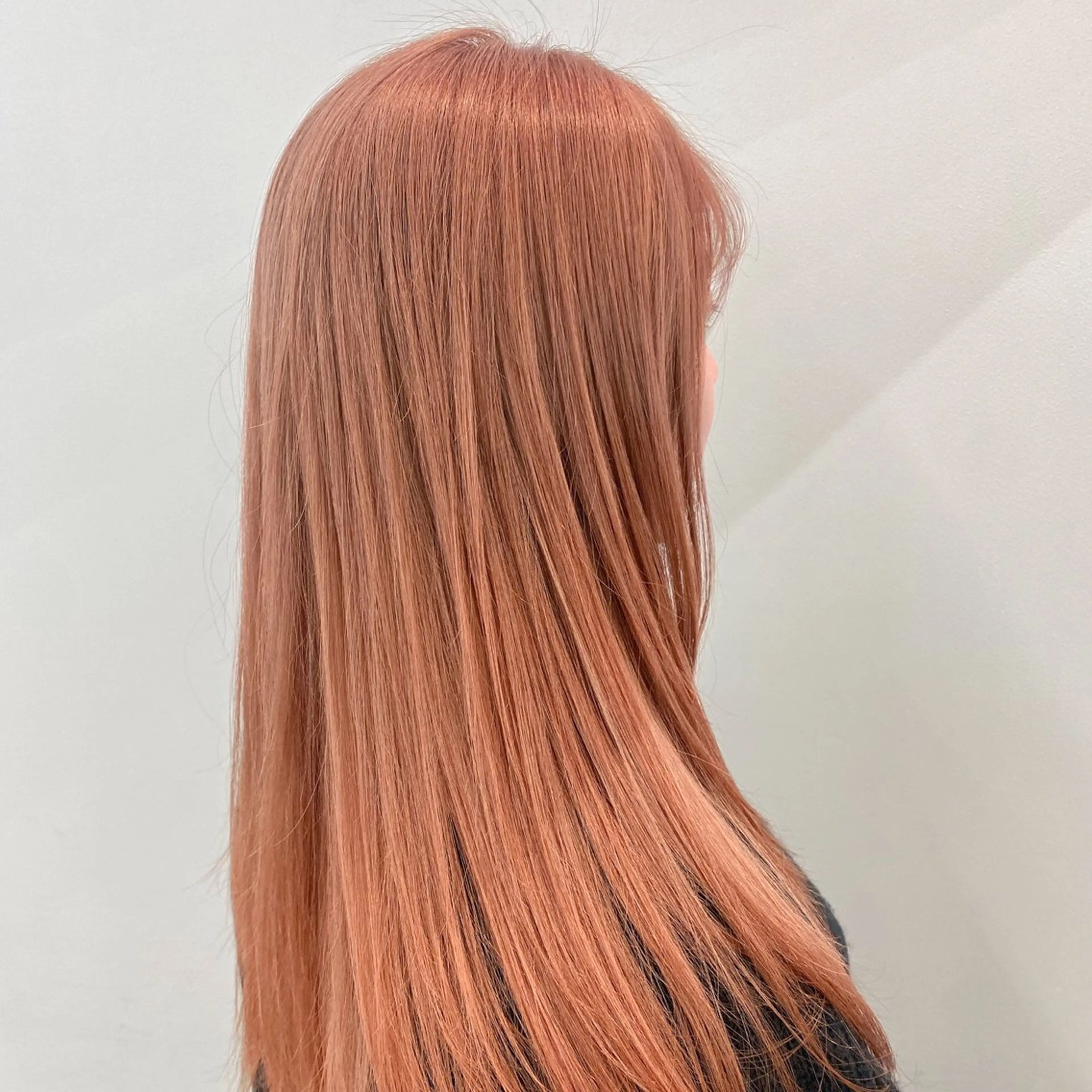 ロング カラー ベージュカラー ハイトーンカラー ピンクカラー ピンクベージュ shiori/暖色/ レイヤー/似合わせのヘアスタイル