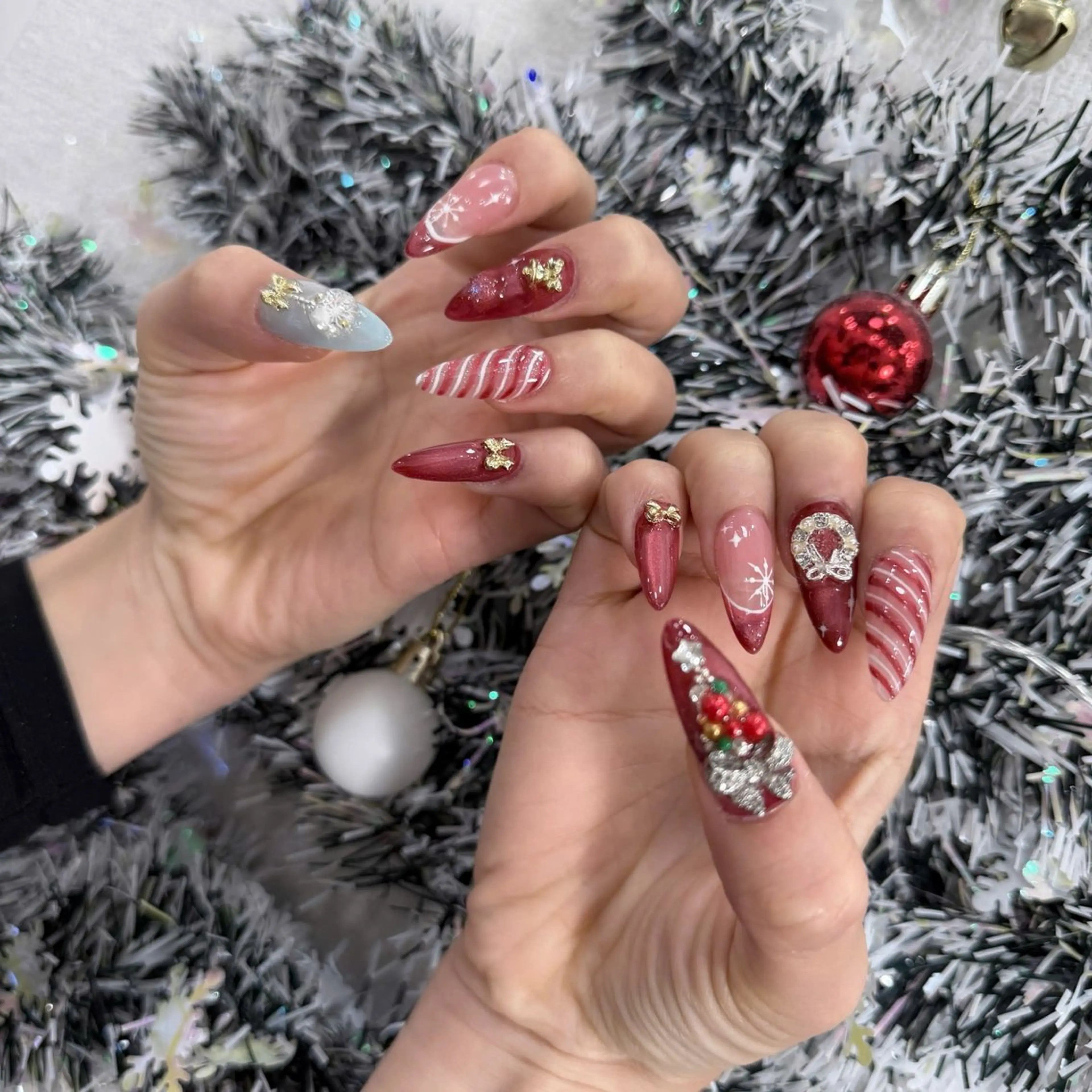 ネイル オーロラネイル 長さ出し フラッシュネイル フレンチネイル ジェルネイル Michi_Nails_Salon所属・Michi Nail Staffのネイルデザイン