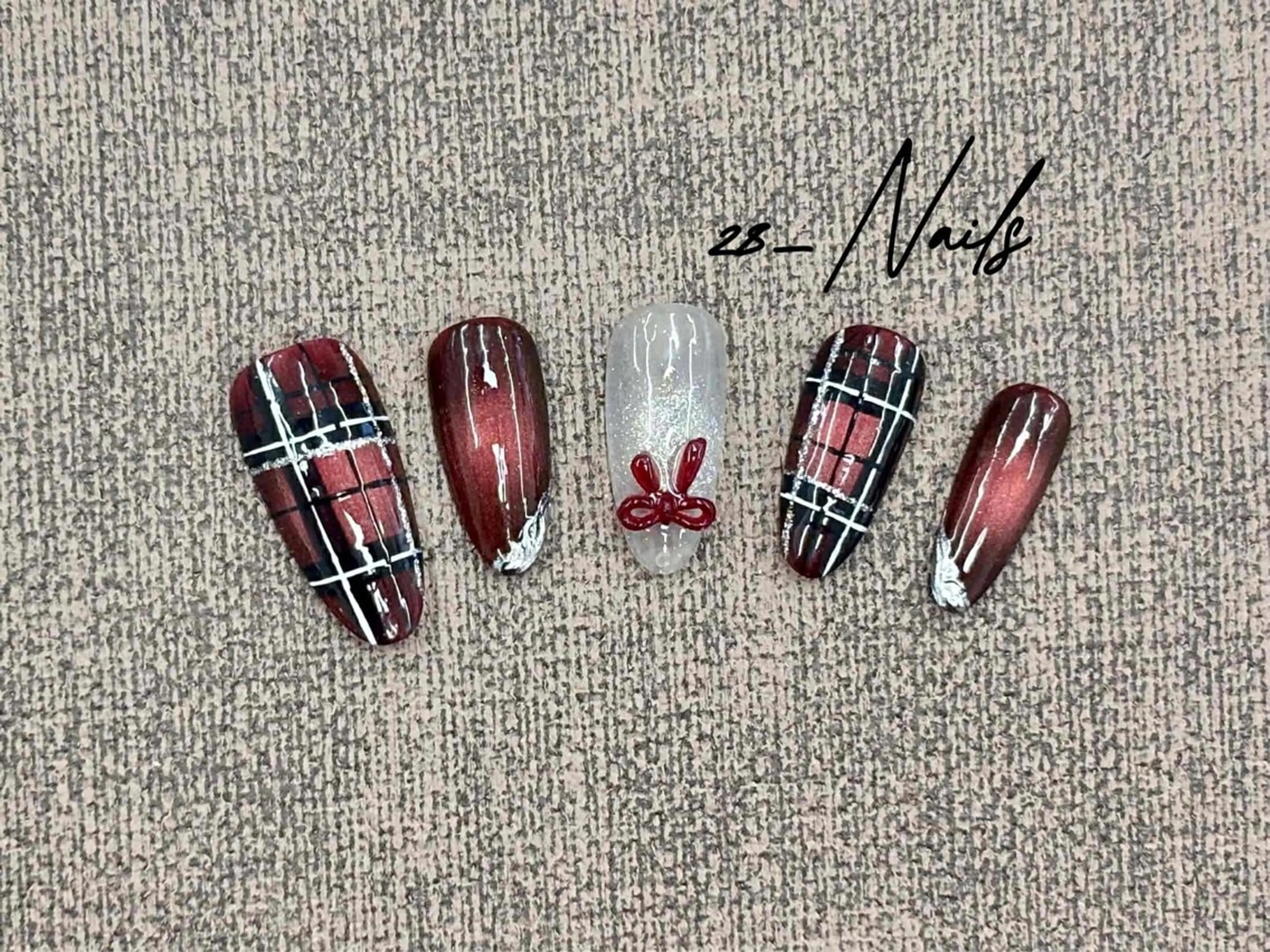 ショート ハンドネイル 28nails .thaoのネイルデザイン