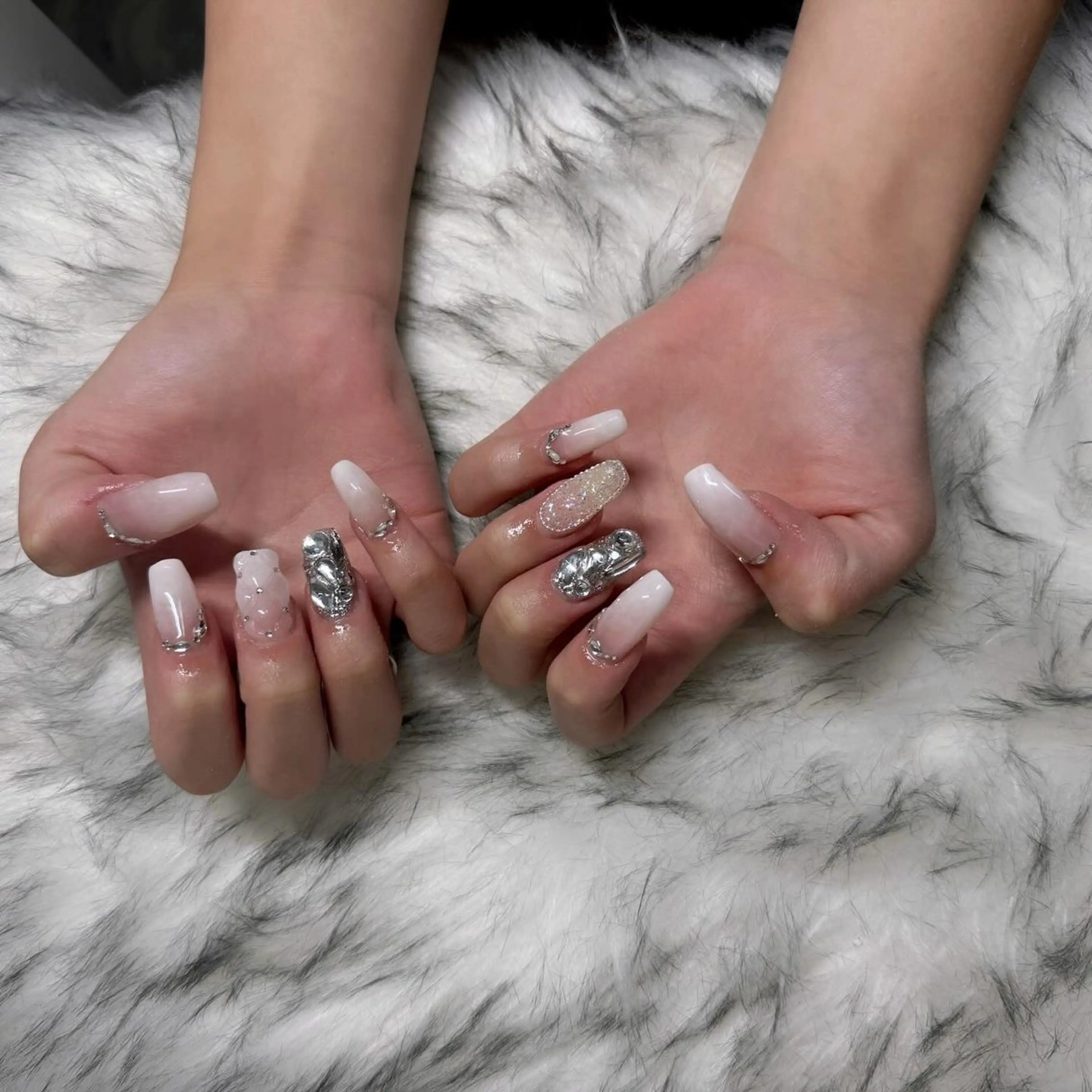 ロング ハンドネイル mao .のネイルデザイン