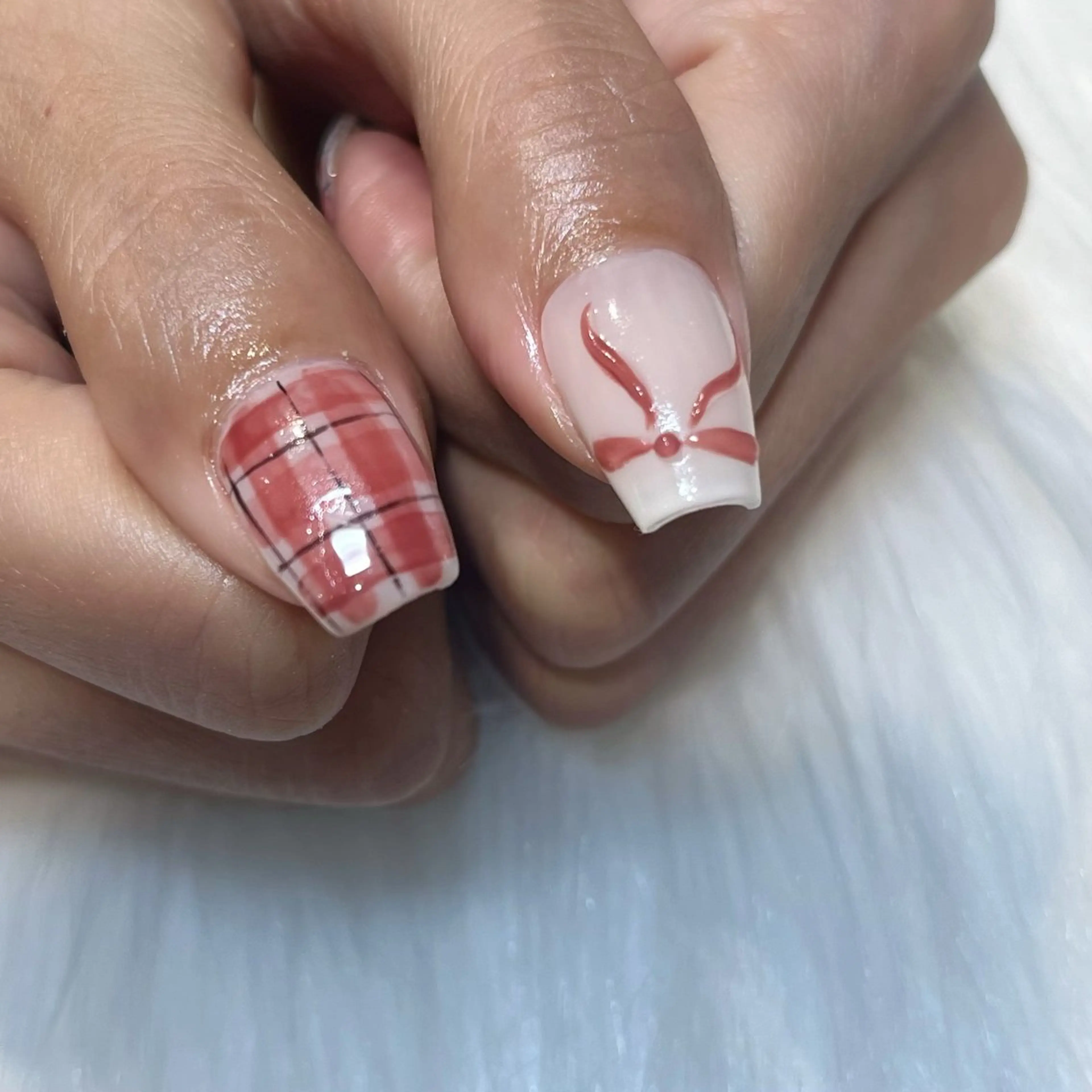 ネイル アートネイル ガーリー 韓国ネイル 持ち込み ワンホンネイル KOKONA 🎀のネイルデザイン