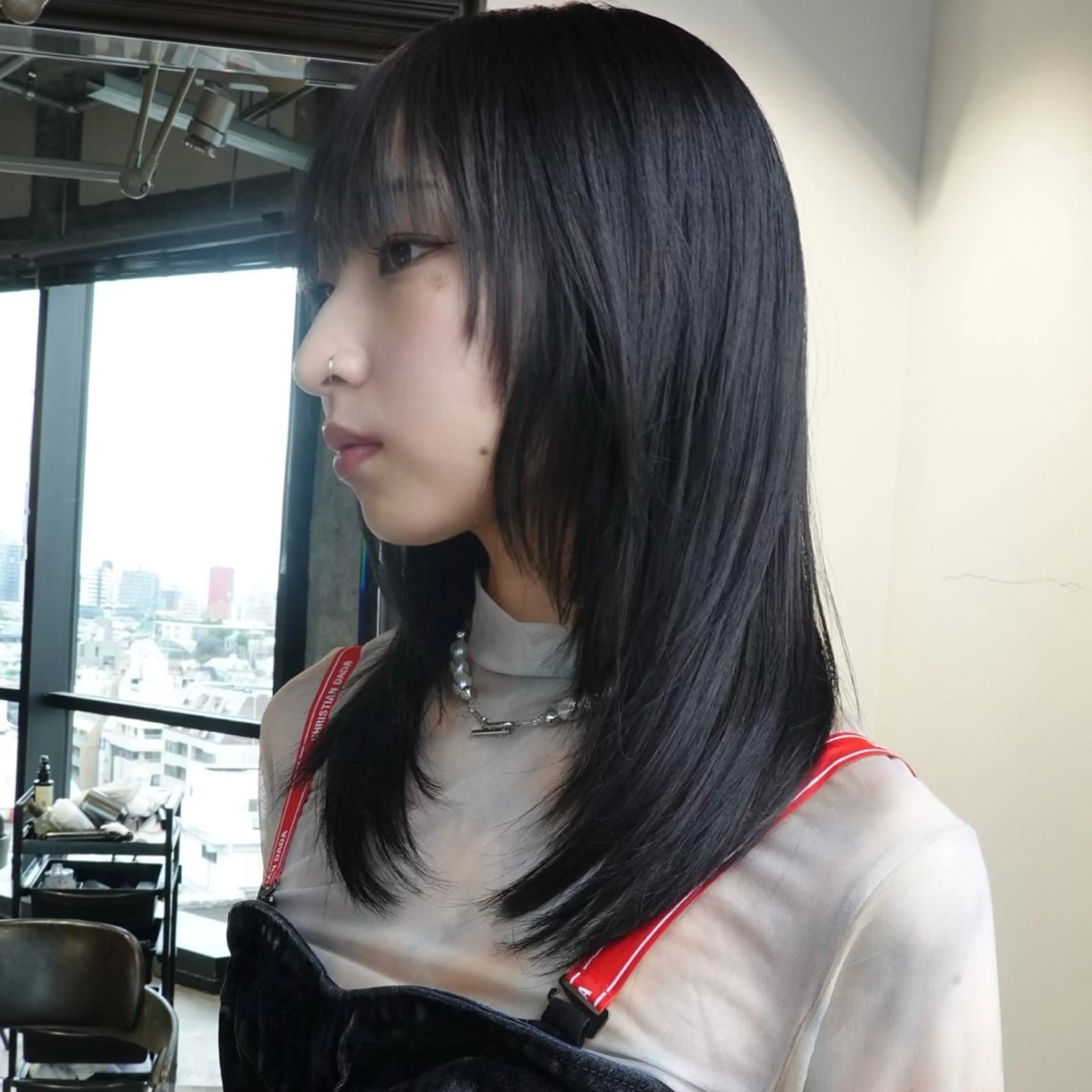 ロング 顔まわりレイヤー レイヤーカット カット bloc japon所属・ﾌﾞﾚｲｽﾞ˚✧₊⁎ ﾚｲﾔｰToriのヘアスタイル