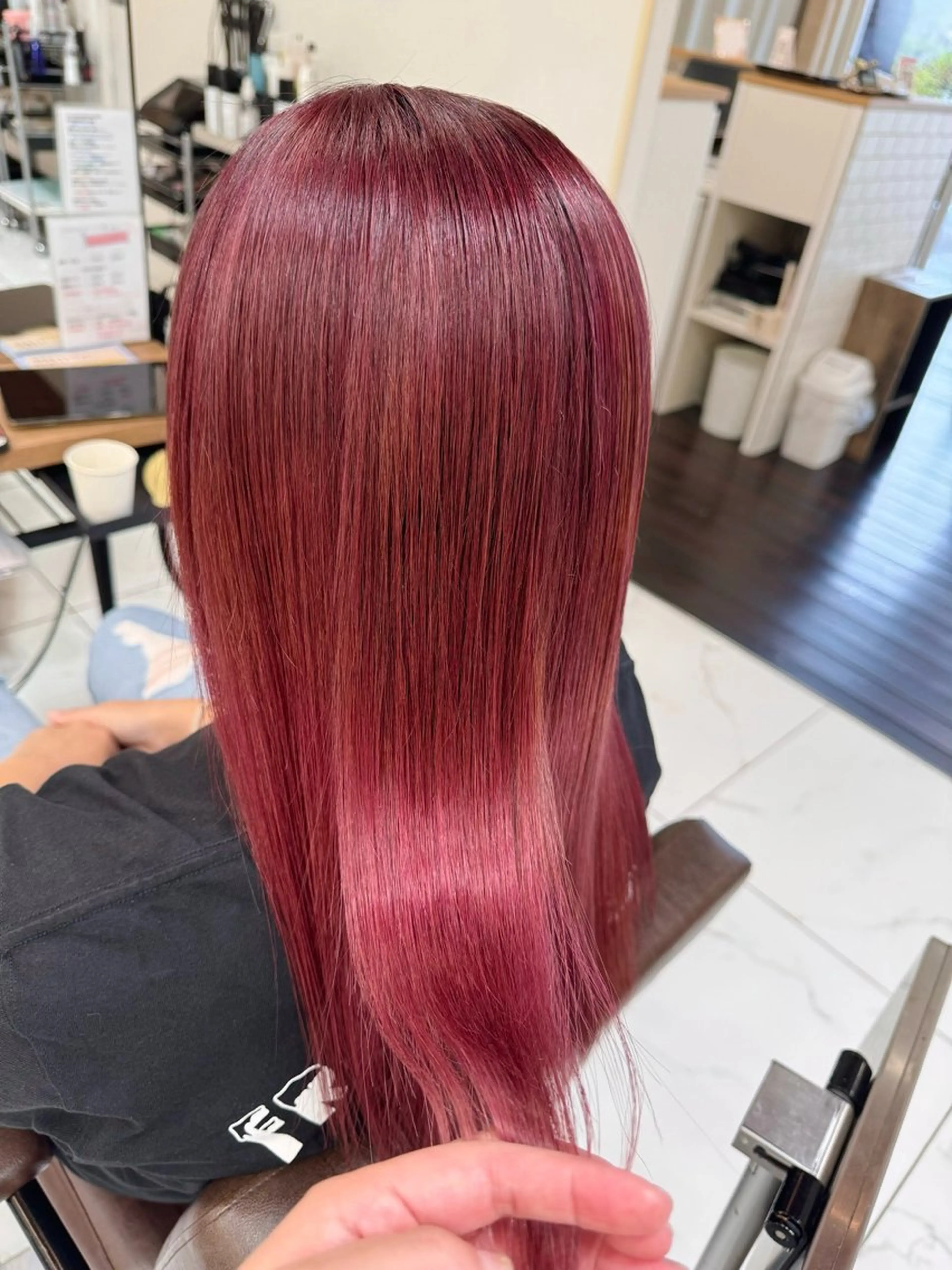 カラー ヘアカラー 八木 菜美のヘアスタイル